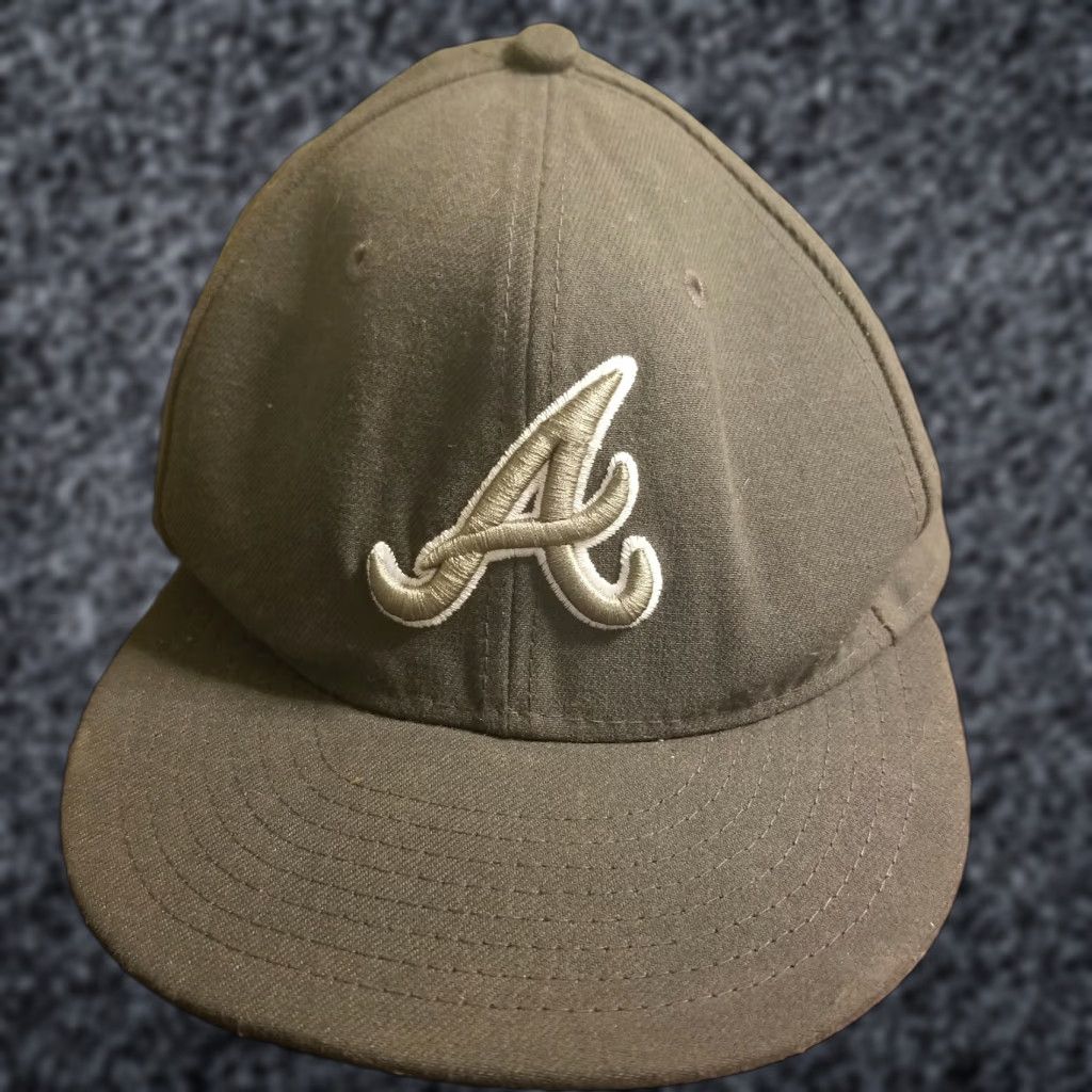 New Era New Era 59Fifty MLB Basic Fitted Hat Gray Atlanta Braves Cap 5950 Size 7 1/2 Men Baseball Cap Mens Size ONE SIZE - 1 Thumbnail