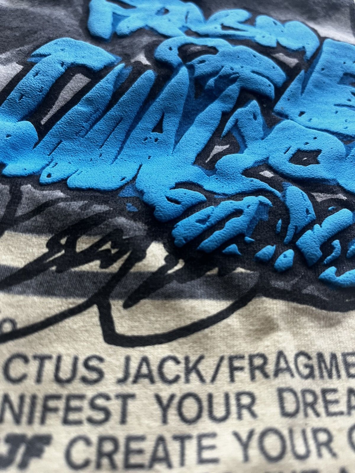 Fragment Design × Kaws × Travis Scott Travis Scott x Fragment 2021 Tee Size US XL / EU 56 / 4 - 2 Thumbnail