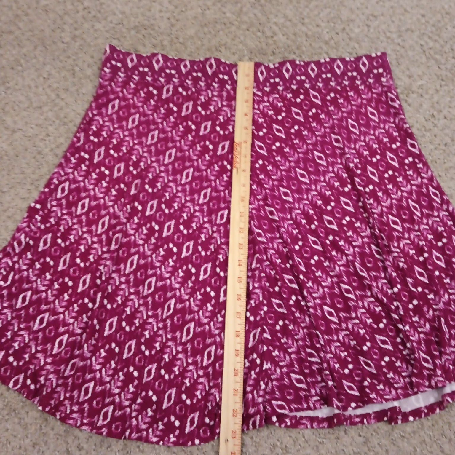 Loft LOFT Skirt XL Purple Geometric Knee Length Pull On Lightweight A-Line Elastic Waist Women Regular Vintage No (but must not add words) Size 40" / US 18 - 4 Thumbnail