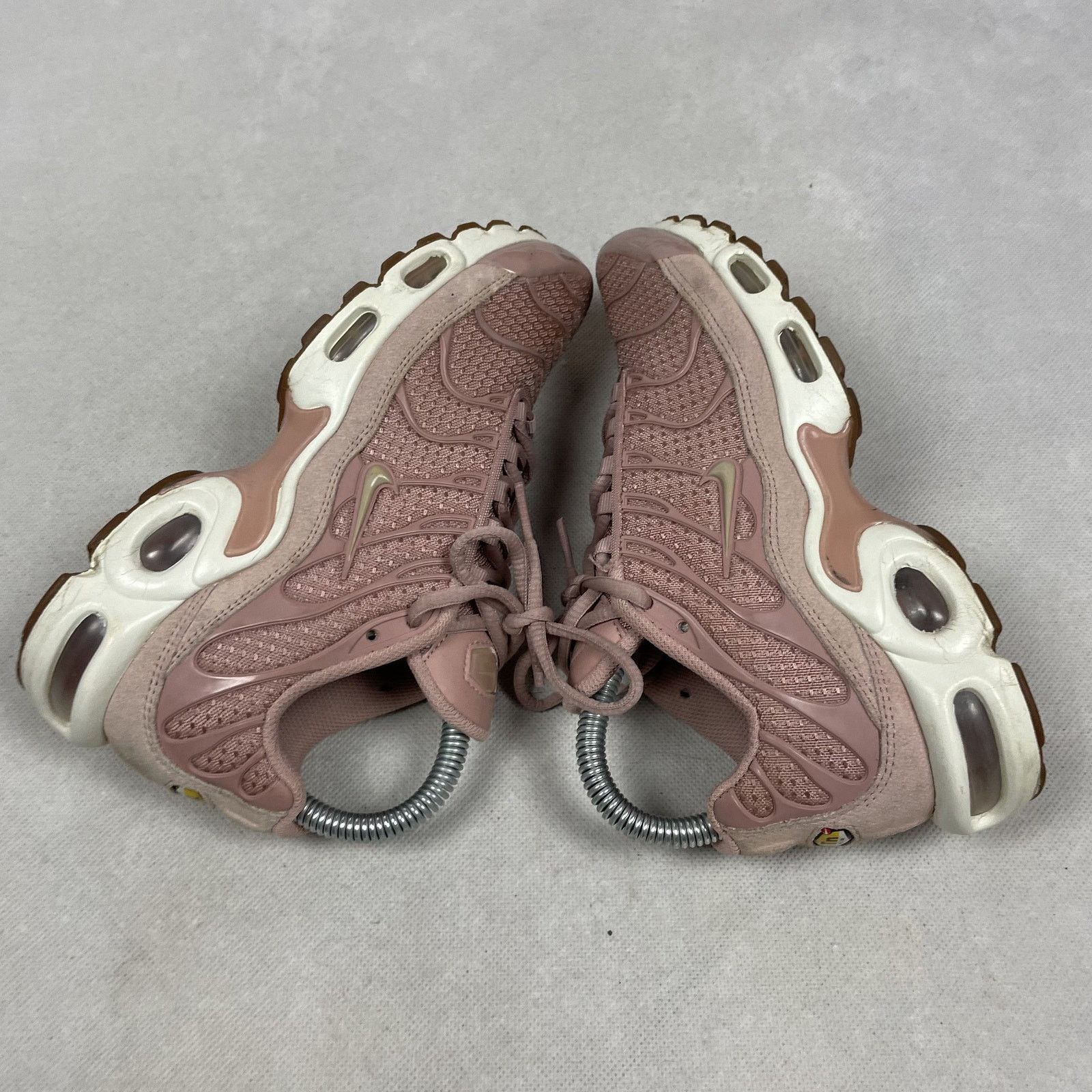 Nike Nike Air Max Plus 605112-603 Women's Particle Pink Shoes 6.5 Size US 6.5 / IT 36.5 - 5 Thumbnail