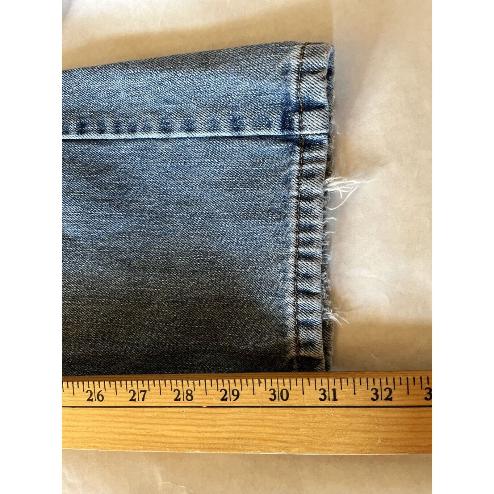 Levi's Levi's 505 Jeans Men's 36x31 Medium Wash Denim Cotton Blue Size US 36 / EU 52 - 6 Thumbnail