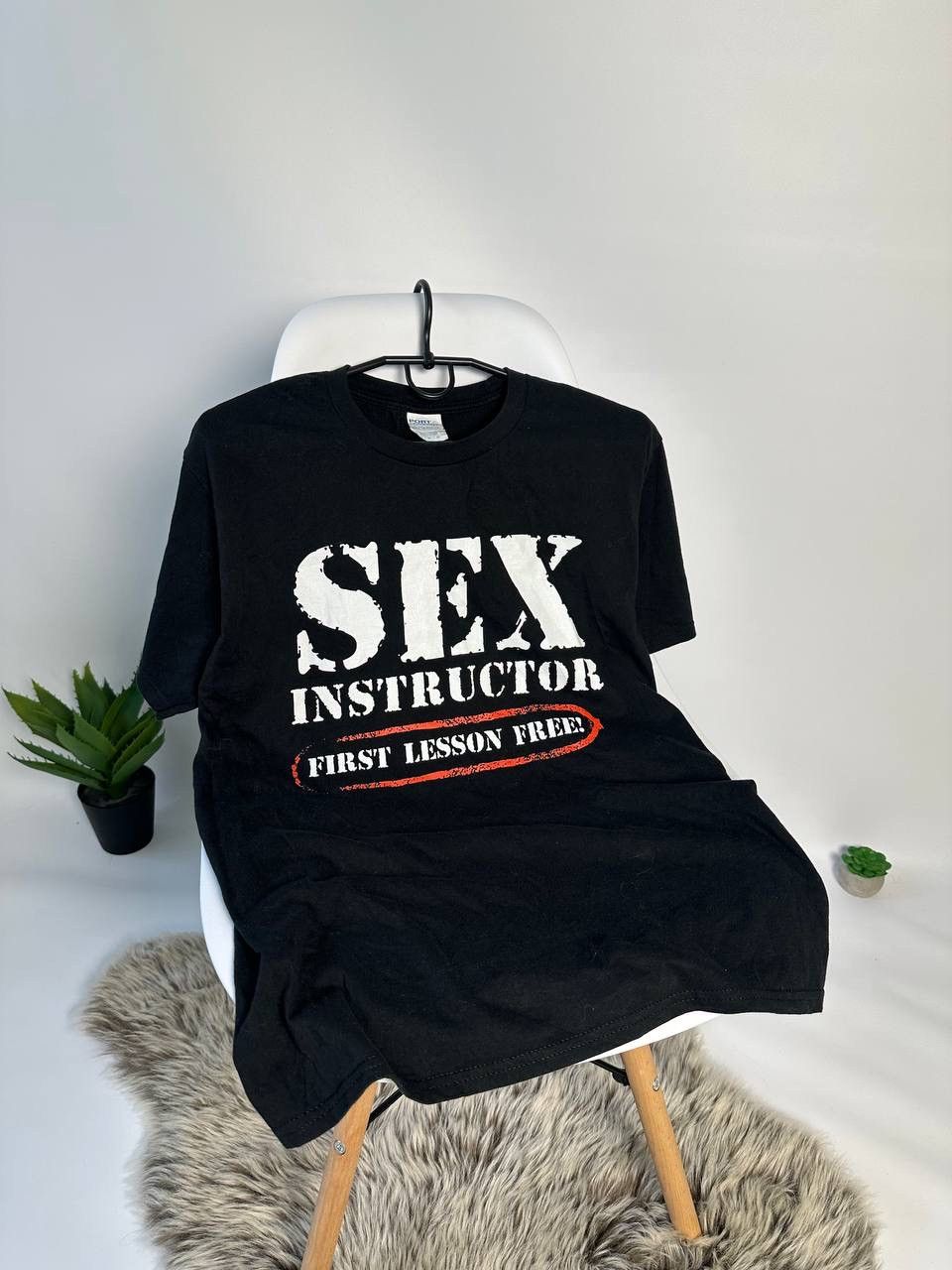 Girl Skateboards × Vintage Vintage 18+ Sex instructor First lesson free Tee Size US M / EU 48-50 / 2 - 1 Thumbnail