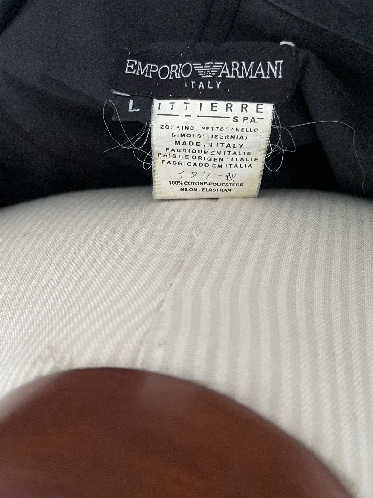 Emporio Armani Emporio Armani Black Button Up Made in Italy Size Medium Size US M / EU 48-50 / 2 - 5 Thumbnail