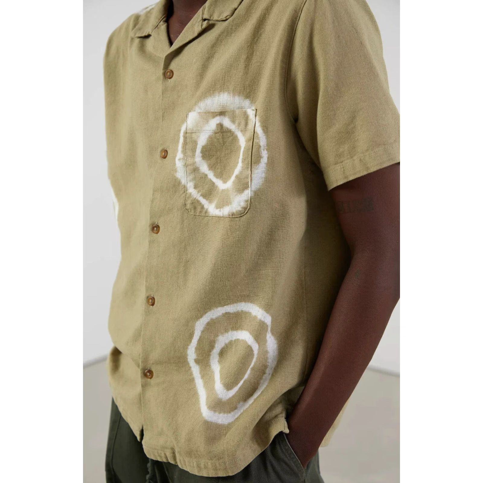 Walls Without Walls Shirt Men’s Camp Collar Shibori Dye Linen Cotton Blend Sz L Green Button-Up Short Sleeve Vintage Size US L / EU 52-54 / 3 - 3 Thumbnail