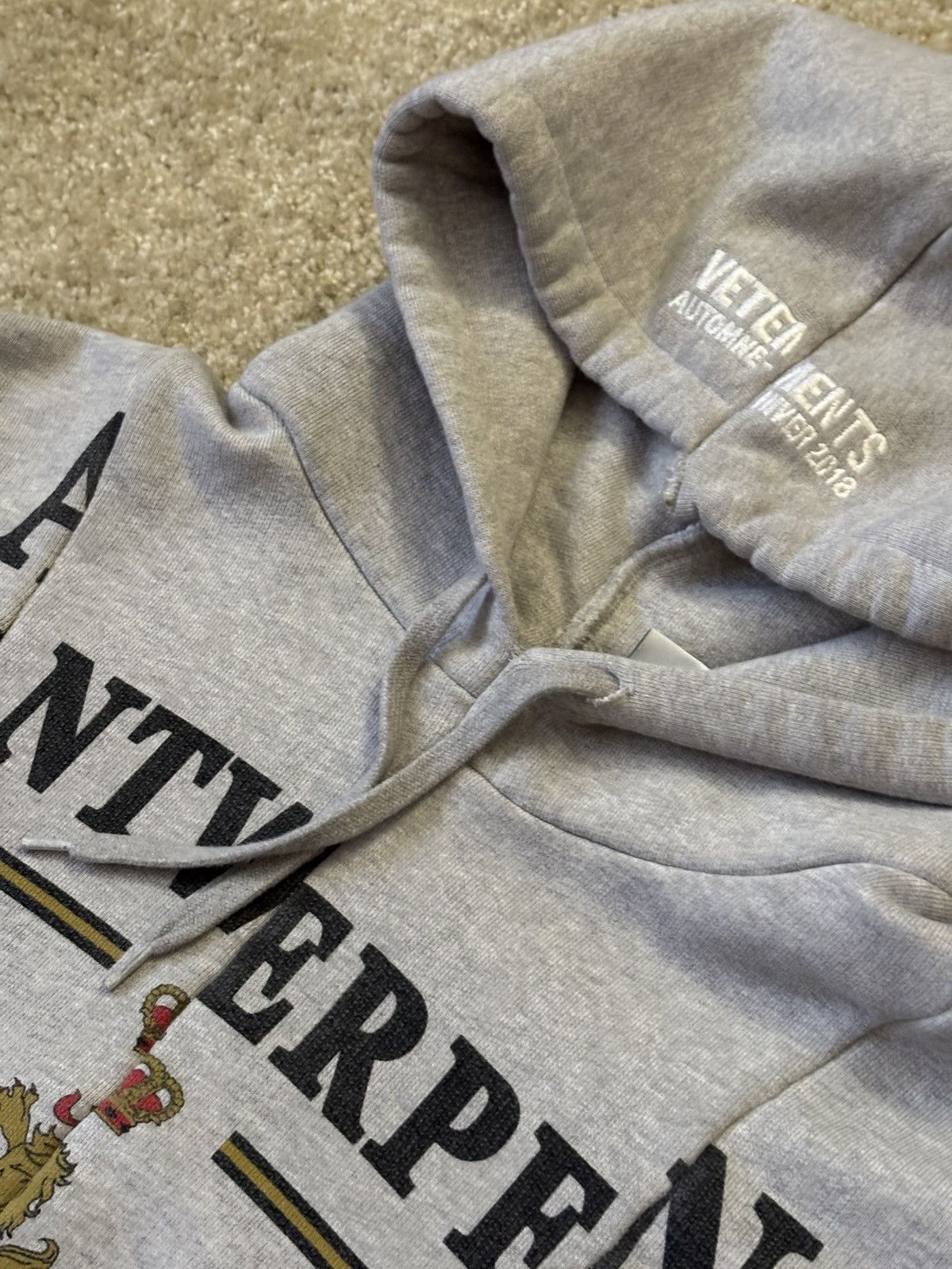 Vetements AW18 Vetements Antwerp Reconstructed/Deconstructed Hoodie XS Size US XS / EU 42 / 0 - 4 Thumbnail