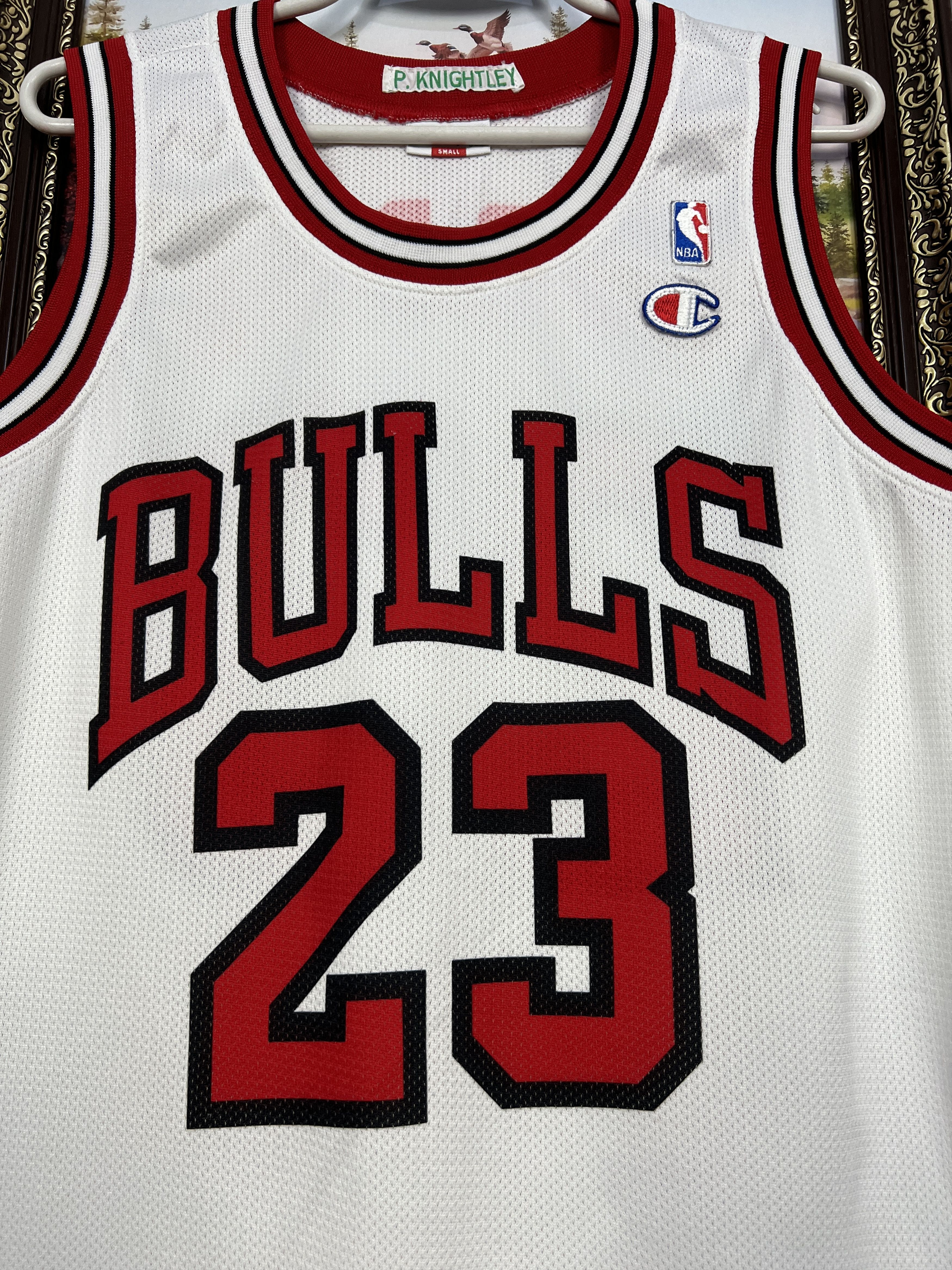 Champion Vintage 90's Champion Chicago Bulls #23 Jordan NBA Jersey Size US S / EU 44-46 / 1 - 3 Thumbnail