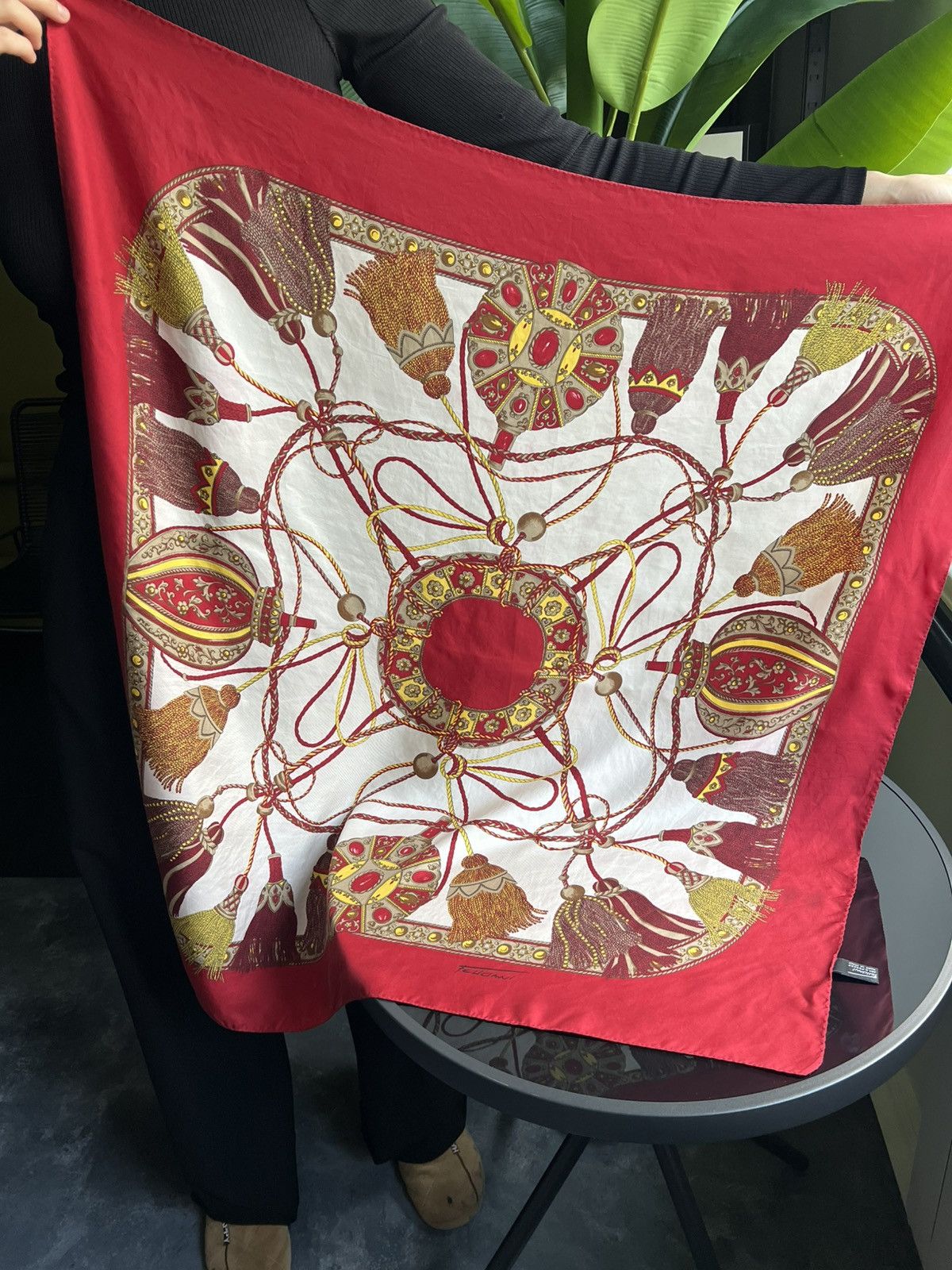 Vintage Feliciani Red Silk Scarf 86x85cm Tassel Print Vintage Size ONE SIZE - 6 Thumbnail