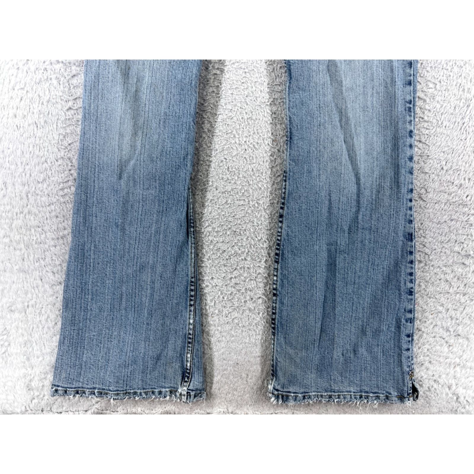 Vintage Maurices Jeans Womens 7 Blue Denim Flared Distressed 5-Pocket Cotton Blend Mid Rise 31 Inseam Size 28" / US 6 / IT 42 - 4 Thumbnail