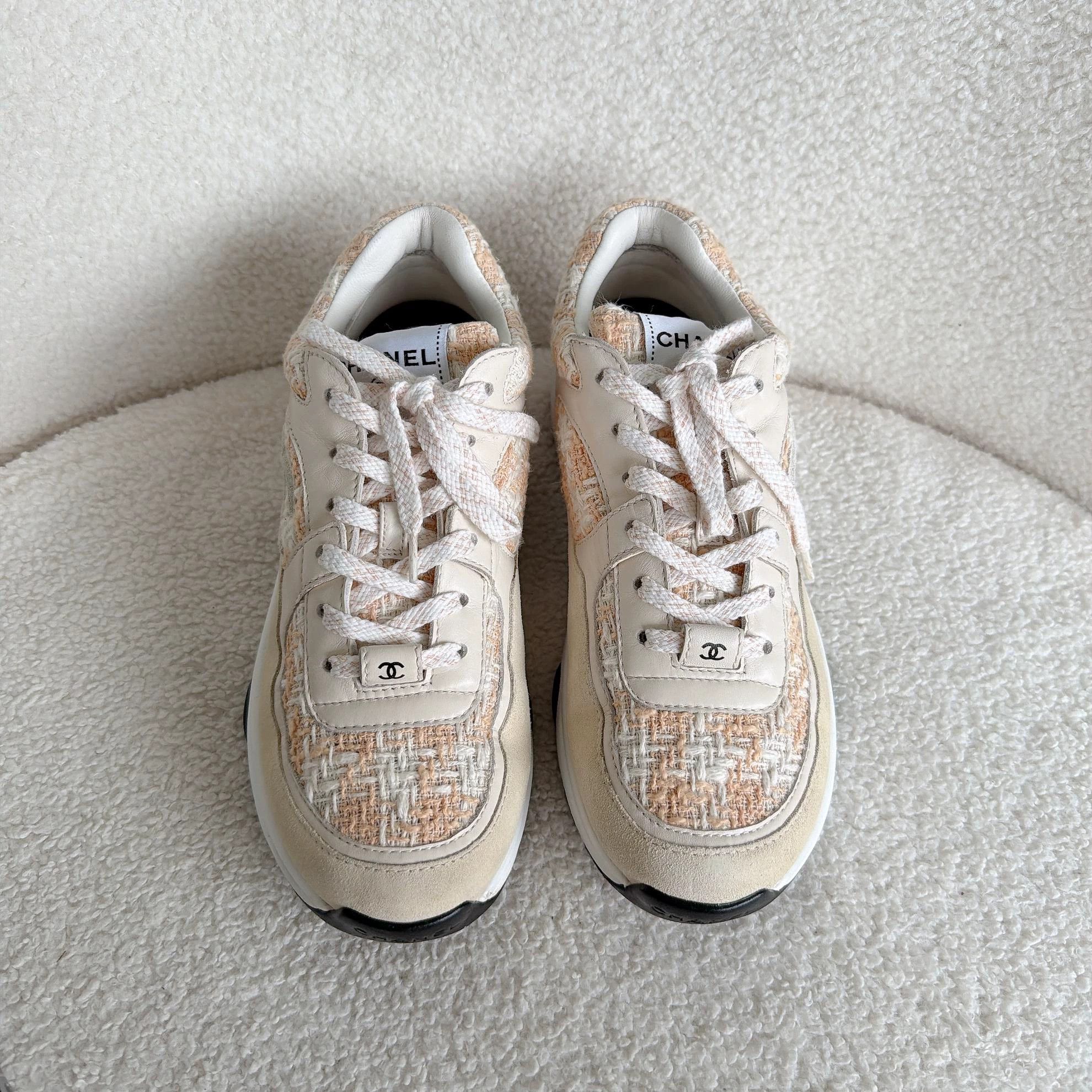 Chanel Chanel tweed sneaker 37.5 2255 Size US 7 / IT 37 - 2 Thumbnail