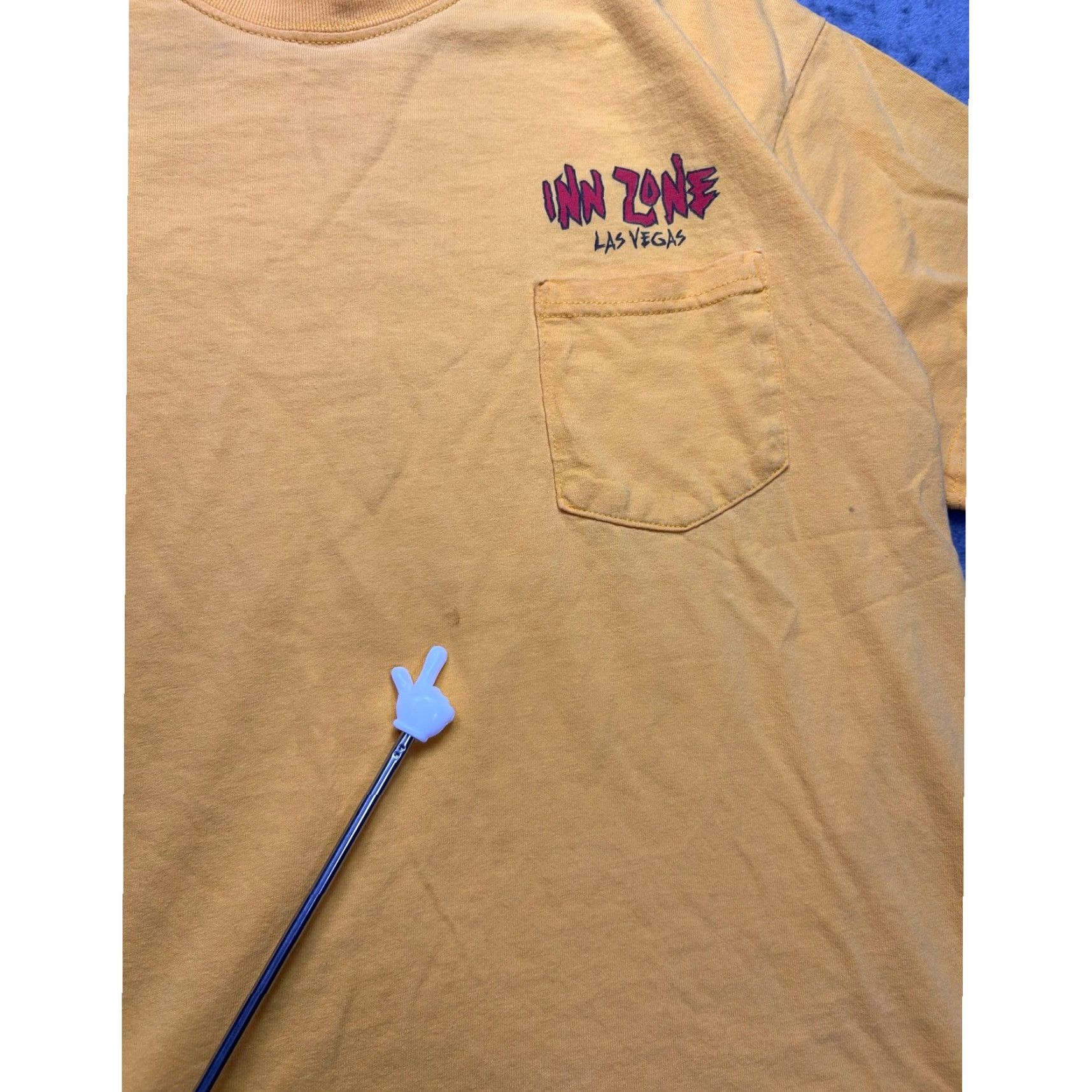 Gildan VINTAGE Las Vegas You Miss 100% Of The Shots You Don't Take T Shirt Large Casino Tee Men L Yellow Graphic Print 90s Dad Money Classic Size US L / EU 52-54 / 3 - 6 Thumbnail
