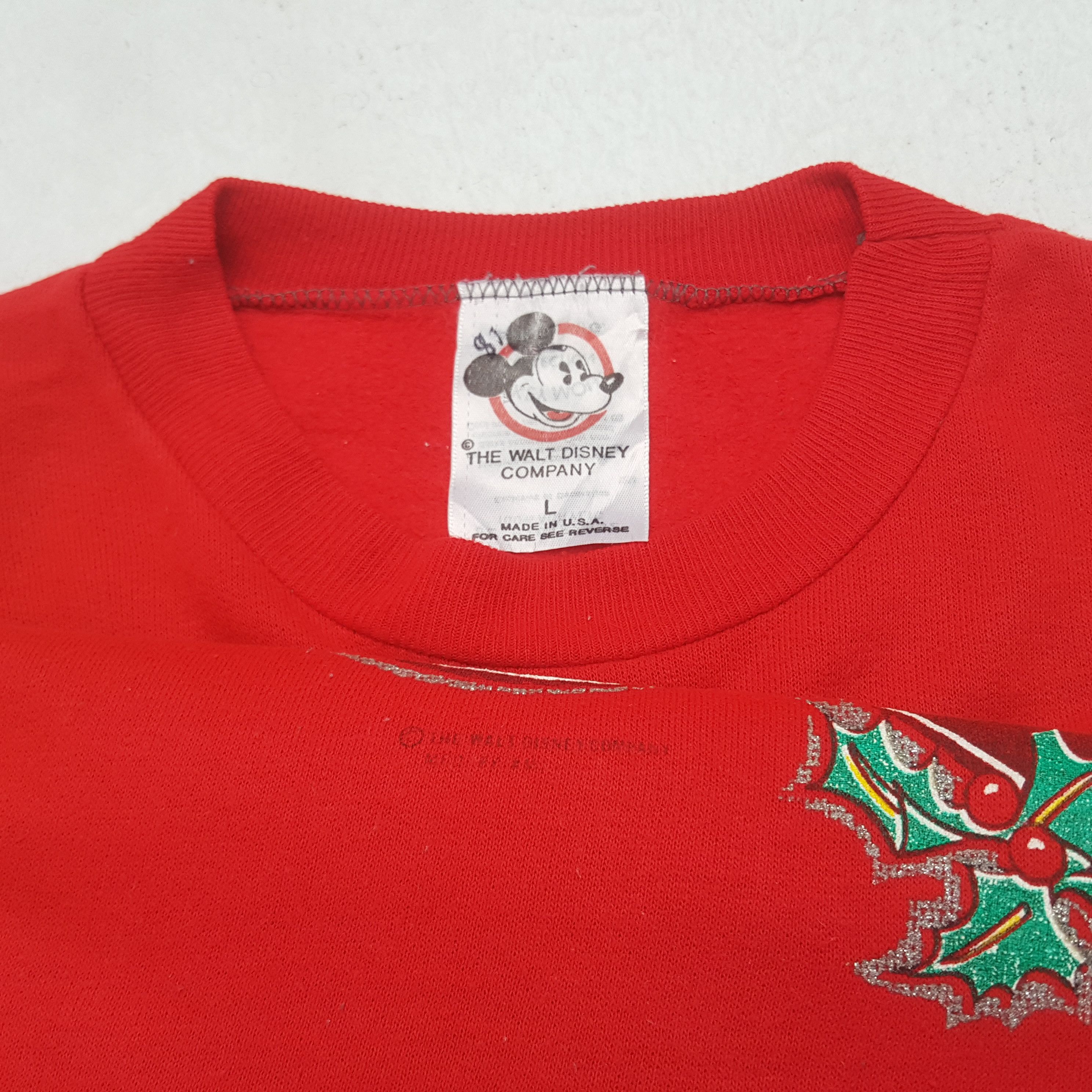 Vintage Mickey Mouse Disney Christmas Art Sweatshirt RR5