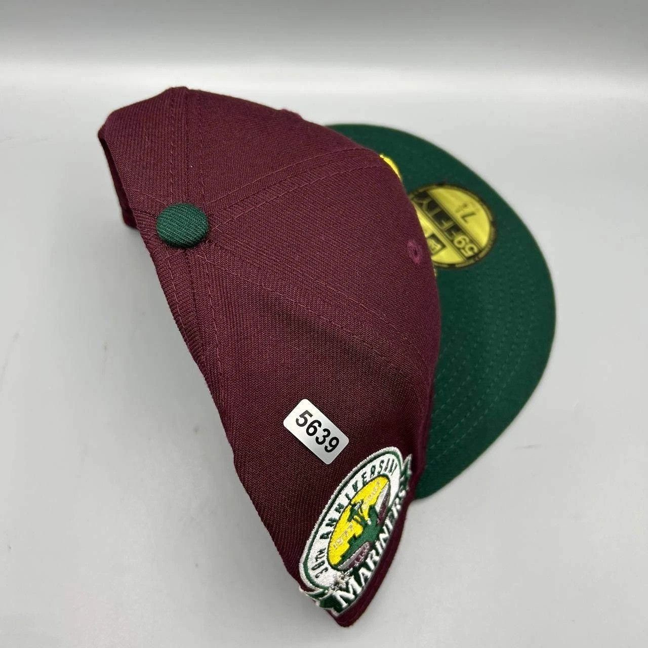 New Era Seattle Mariners Hat Men 7 1/4 Red Green MLB Fitted Cap New Size ONE SIZE - 9 Thumbnail