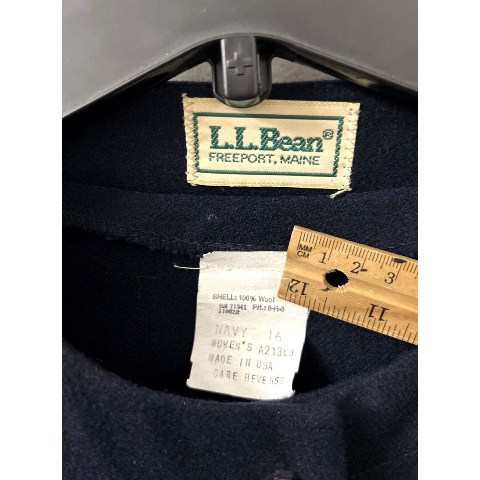 Vintage VINTAGE LL Bean Jacket Womens 16 Navy 100% Wool Cardigan Gold Buttons Solid Coat Women 100% Wool Hash Size XXL / US 16-18 / IT 52-54 - 7 Thumbnail