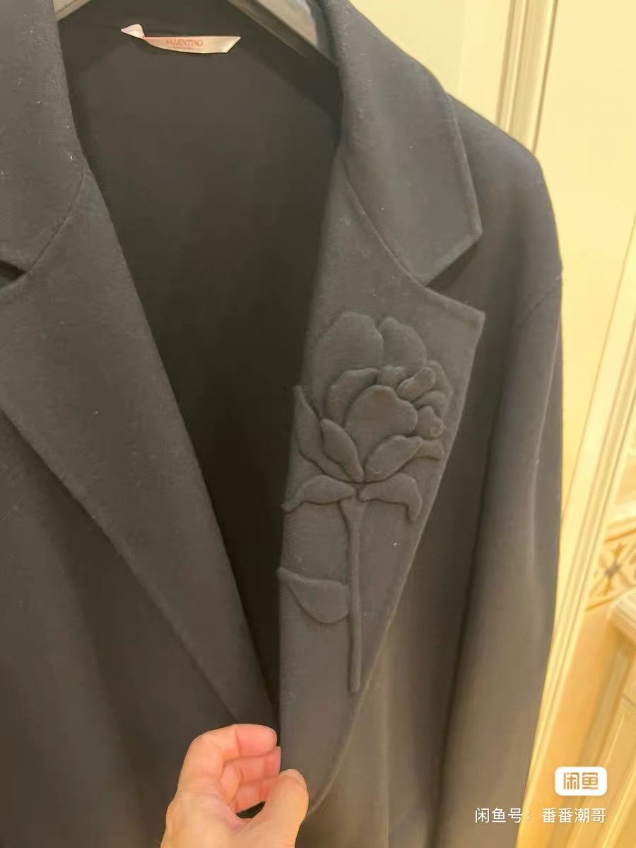 Valentino flower embroidery loose fit coat size50 Size US M / EU 48-50 / 2 - 1 Thumbnail