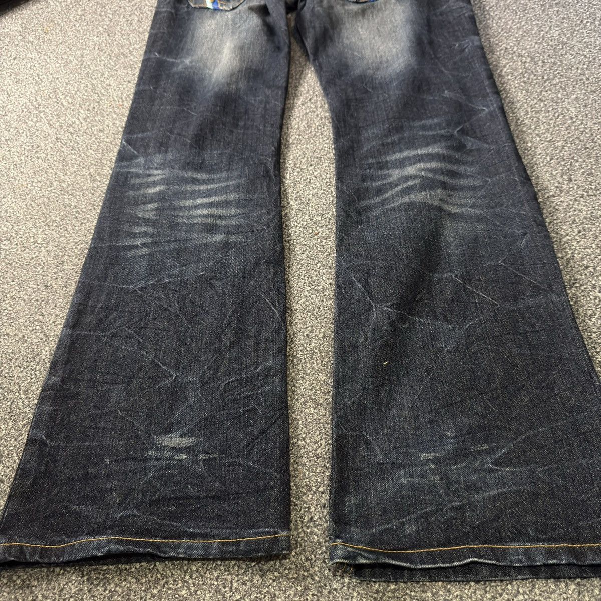 Le Grande Bleu (L.G.B.) 🇯🇵 Flared Affliction Distressed Whisker Embroidered Wings Size US 32 / EU 48 - 15 Thumbnail