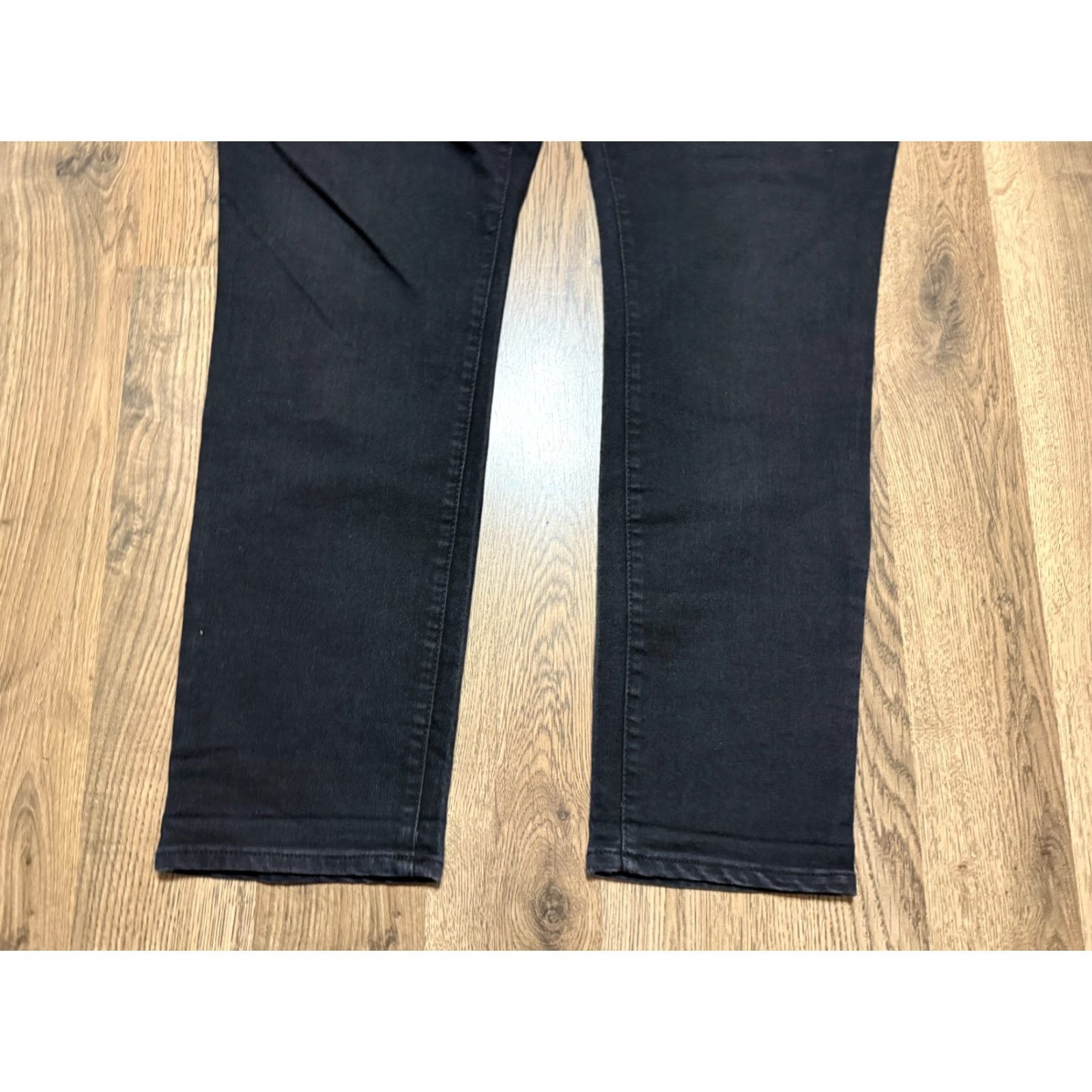 Old Navy VINTAGE? No — Old Navy Jeans Women 14 Long Black Denim Mid Rise Straight 5-Pocket 28.5 Inseam 40" Length 40" Length Size 36" / US 14 / IT 50 - 3 Thumbnail