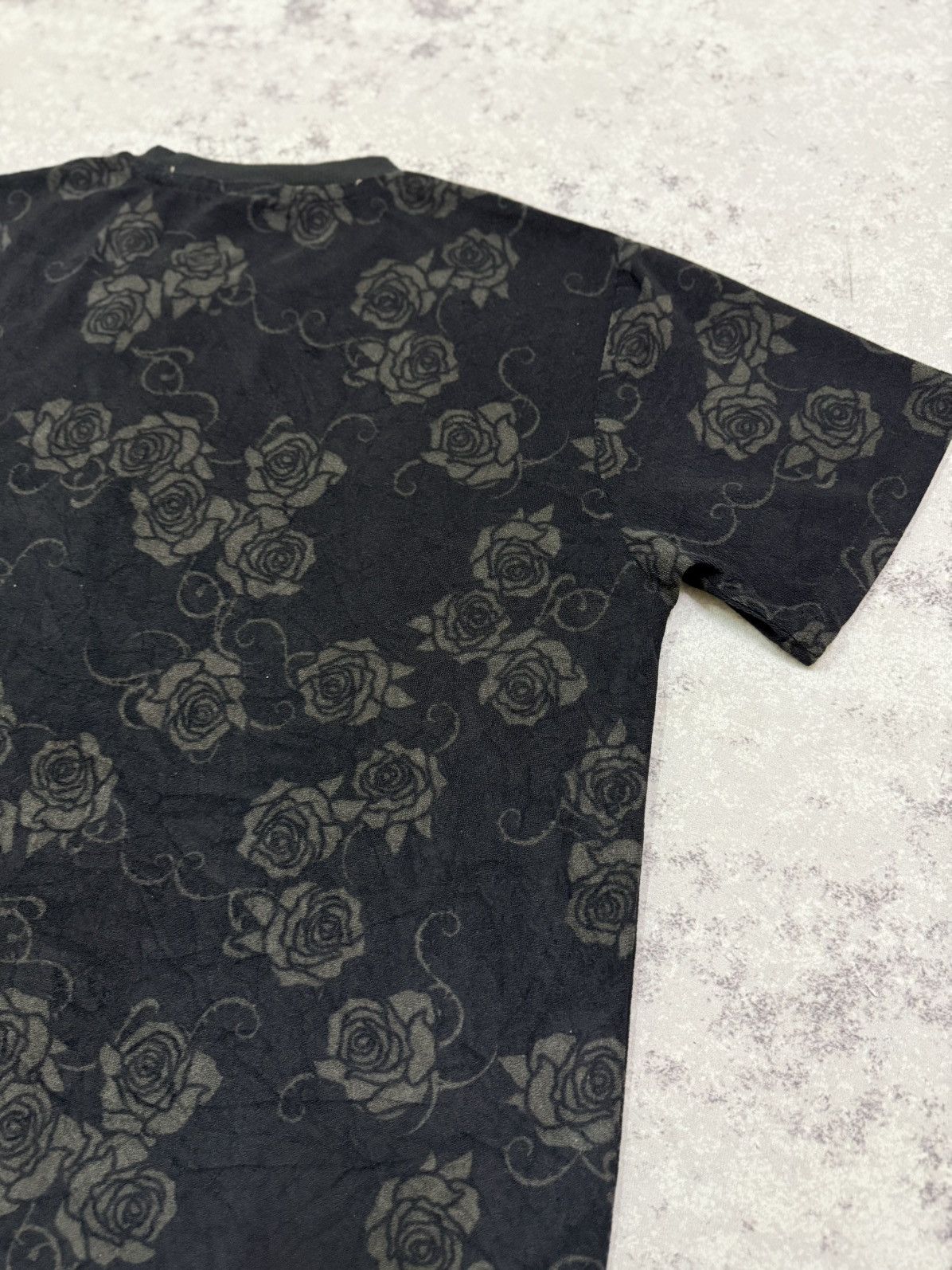 Band Tees Yoshikitty X Japan Music Agency Co. Velvet Tshirt Size US M / EU 48-50 / 2 - 13 Thumbnail