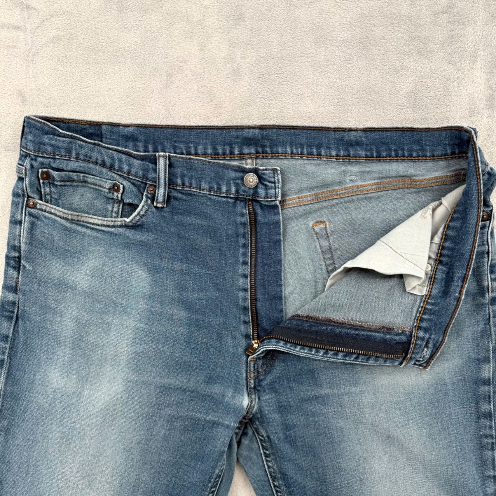CO Item Specifications: Brand: Adidas Size US 40 / EU 56 - 4 Thumbnail