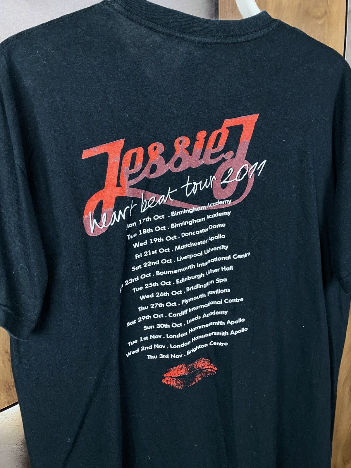Band Tees 🎙️Vintage 2011 T-Shirt Jessie J Heart Beat UK Tour Tee🎙️ Size US L / EU 52-54 / 3 - 4 Thumbnail
