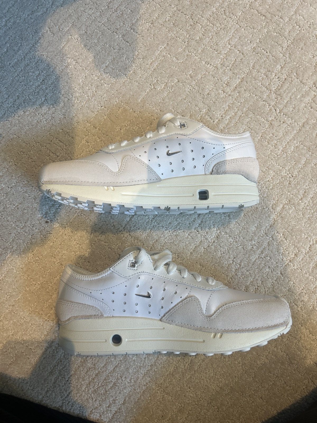 Jacquemus × Nike Nike x Jacquemus Air Max 1 White Sneakers Size US 10 / EU 43 - 2 Thumbnail