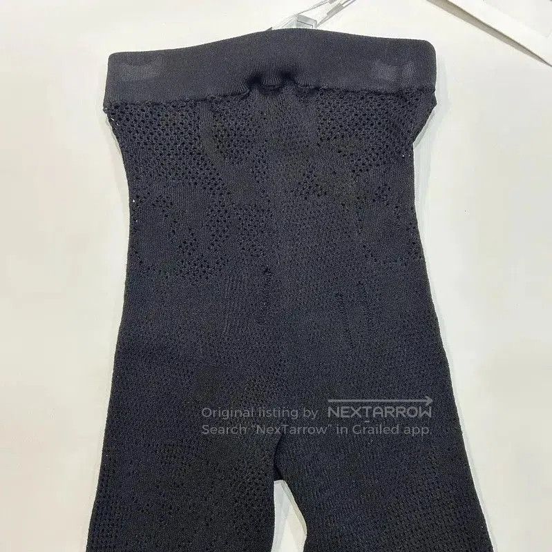 Chanel Chanel Black Casual Pants for Women . Size 23" - 4 Thumbnail