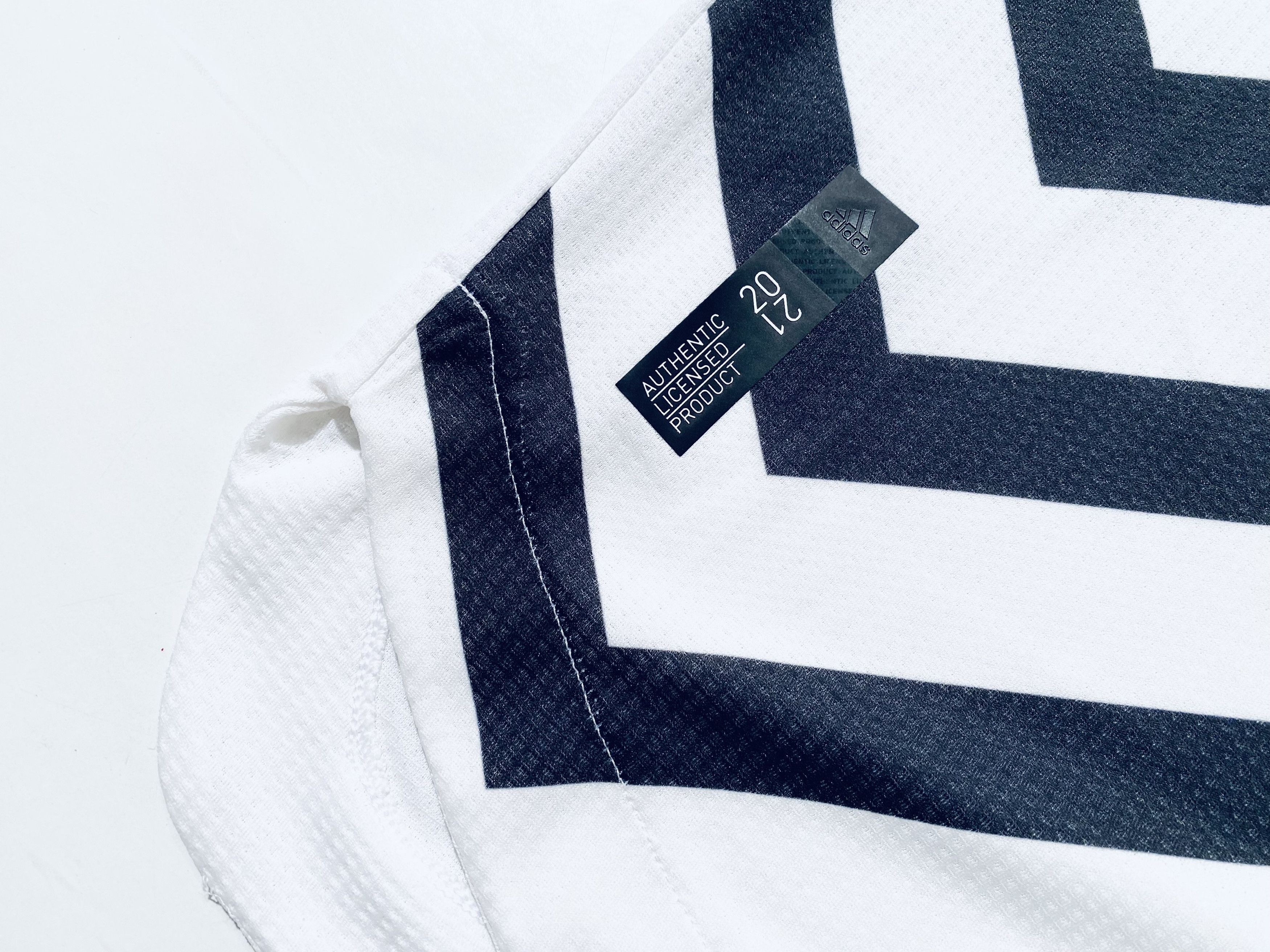 Adidas Manchester United 3rd Authentic 2020 2021 / Zebra / Third Size US S / EU 44-46 / 1 - 19 Thumbnail
