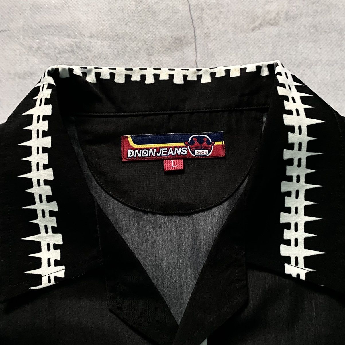 Rap Tees × Vintage Rare Dnon Jeans Rap Hip-Hop Center Logo T-Shirt Tee Size US L / EU 52-54 / 3 - 6 Thumbnail