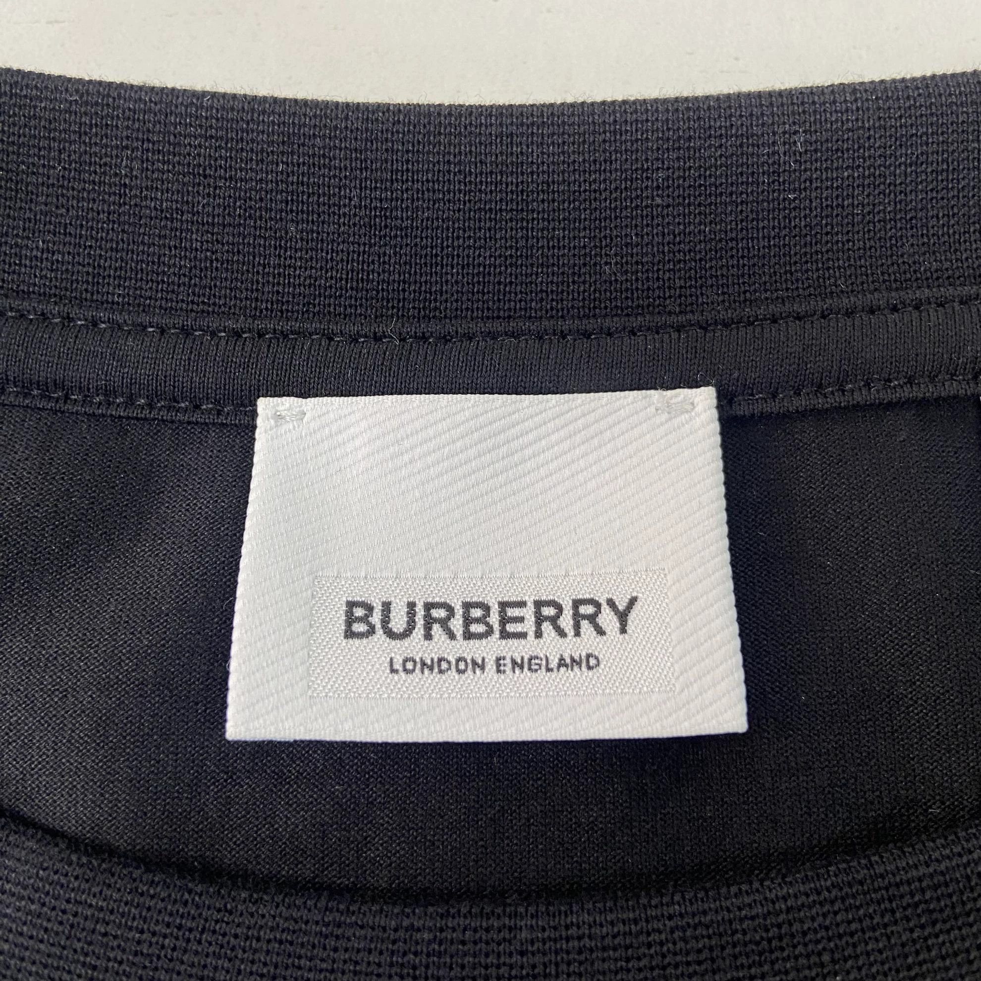 Burberry Burberry Black Printed Tee L 7513 Size US L / EU 52-54 / 3 - 5 Thumbnail