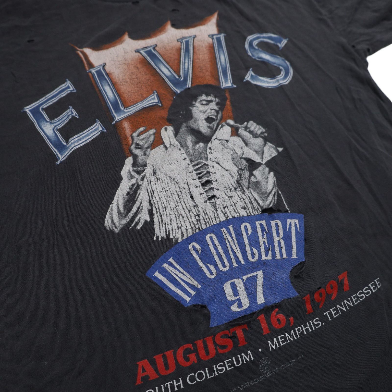 Band Tees × Vintage Distressed Vintage 1997 Elvis in Concert Band Tee Size US L / EU 52-54 / 3 - 5 Thumbnail