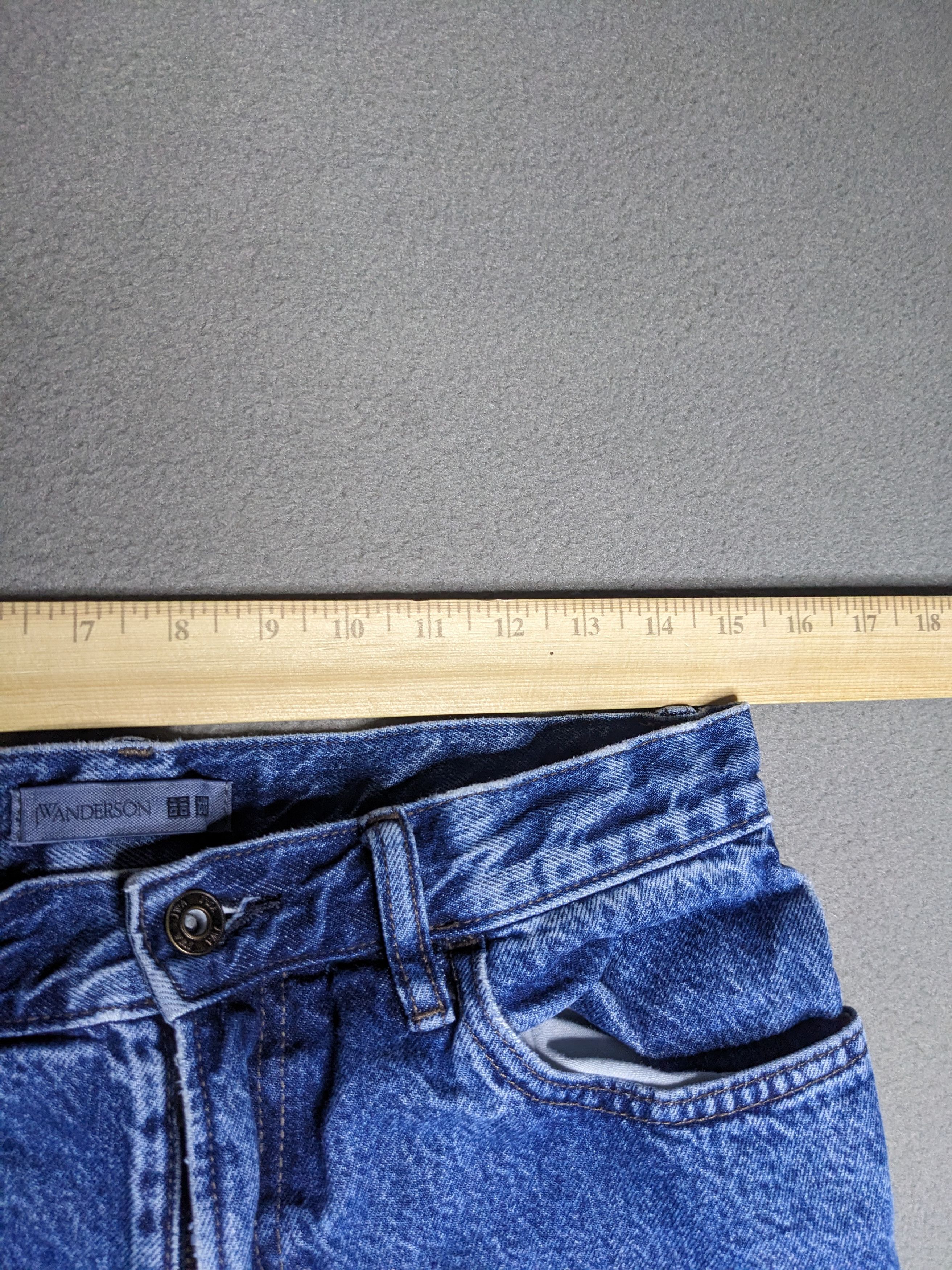 JW Anderson × Uniqlo JW Anderson x Uniqlo Straight Jeans 30x30 Washed Denim Pants Size US 30 / EU 46 - 16 Thumbnail