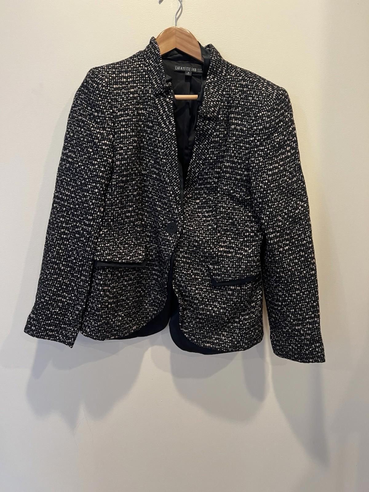 Other Lafayette 148 Tweed Jacket Size 8 Black Cream Structured Fit Size M / US 6-8 / IT 42-44 - 1 Thumbnail
