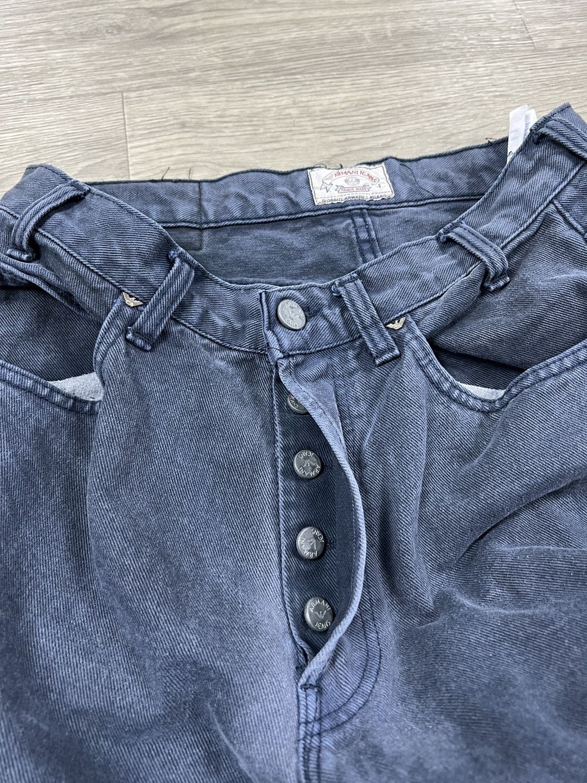 Armani ARMANI JEANS 90s Tapered Denim Logo Metal Size 32 Size US 32 / EU 48 - 8 Thumbnail