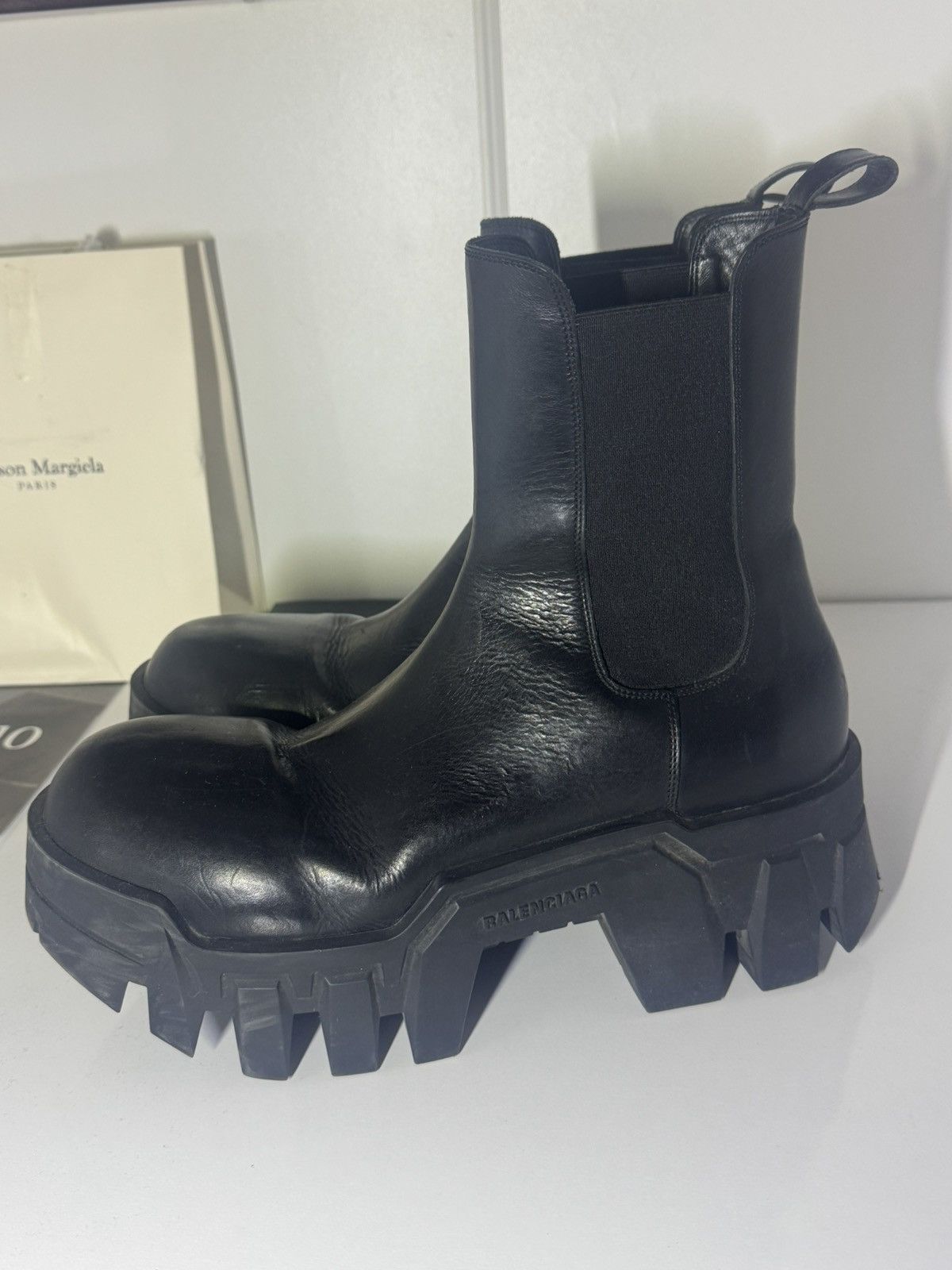 Balenciaga ⛔️Balenciaga bulldozer chelsea boots 44 Size US 11 / EU 44 - 2 Thumbnail
