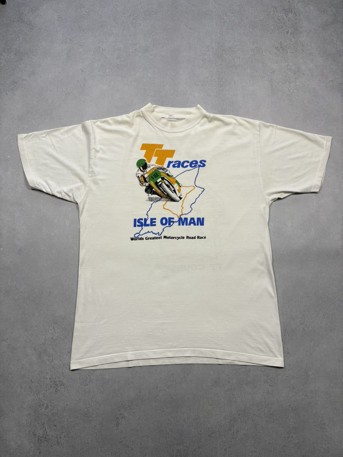 Vintage Vintage 90s Isle of Man TT Motorcycle Racing T-Shirt Moto Size US XL / EU 56 / 4 - 1 Thumbnail