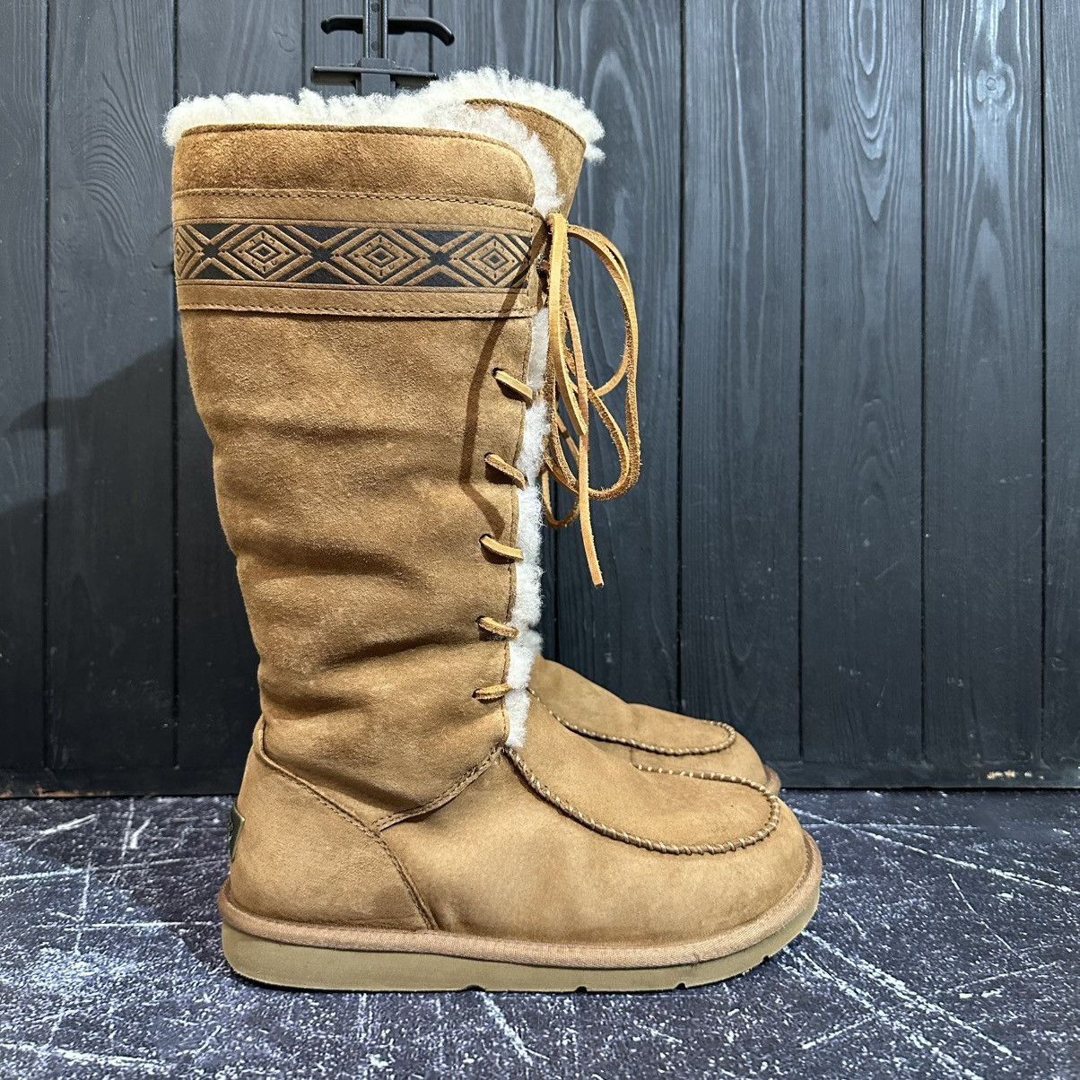 Ugg UGG Australia Women’s Winter Boots sz 40 EU 9 Us 26 cm Size US 10 / IT 40 - 1 Thumbnail