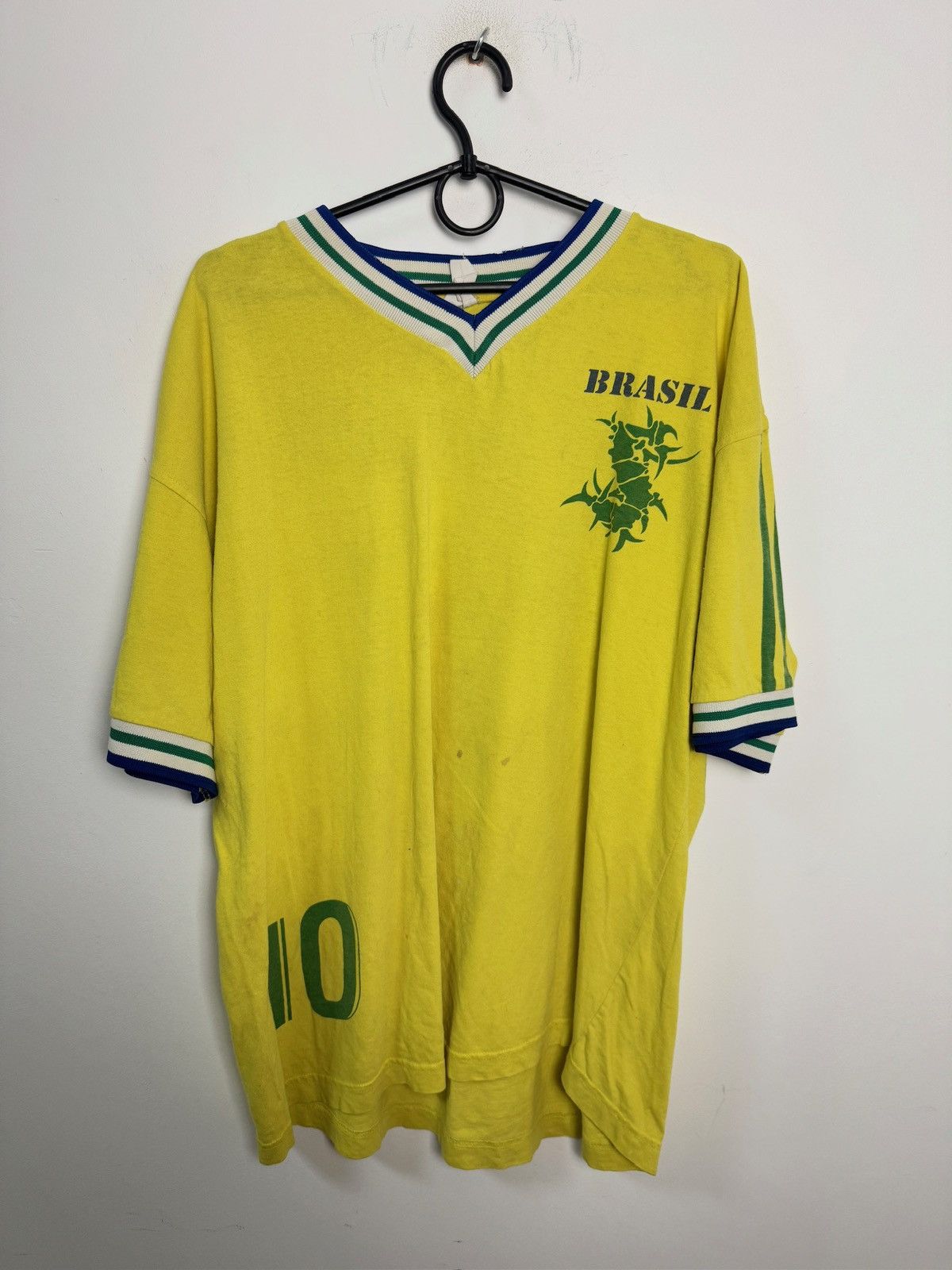 Band Tees × Vintage Vintage Sepultura #10 Brazil Rock Band T-Shirt Soccer Size US XL / EU 56 / 4 - 1 Thumbnail