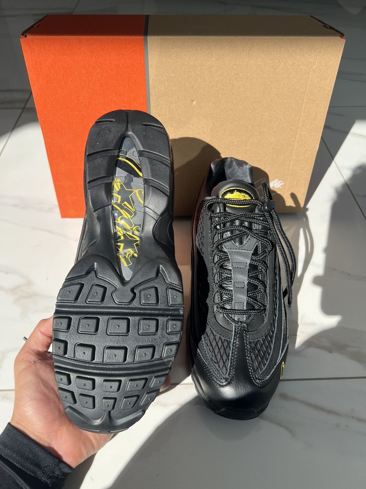 Corteiz × Nike Corteiz Air Max 95 Honey Blacks Size US 10 / EU 43 - 7 Thumbnail