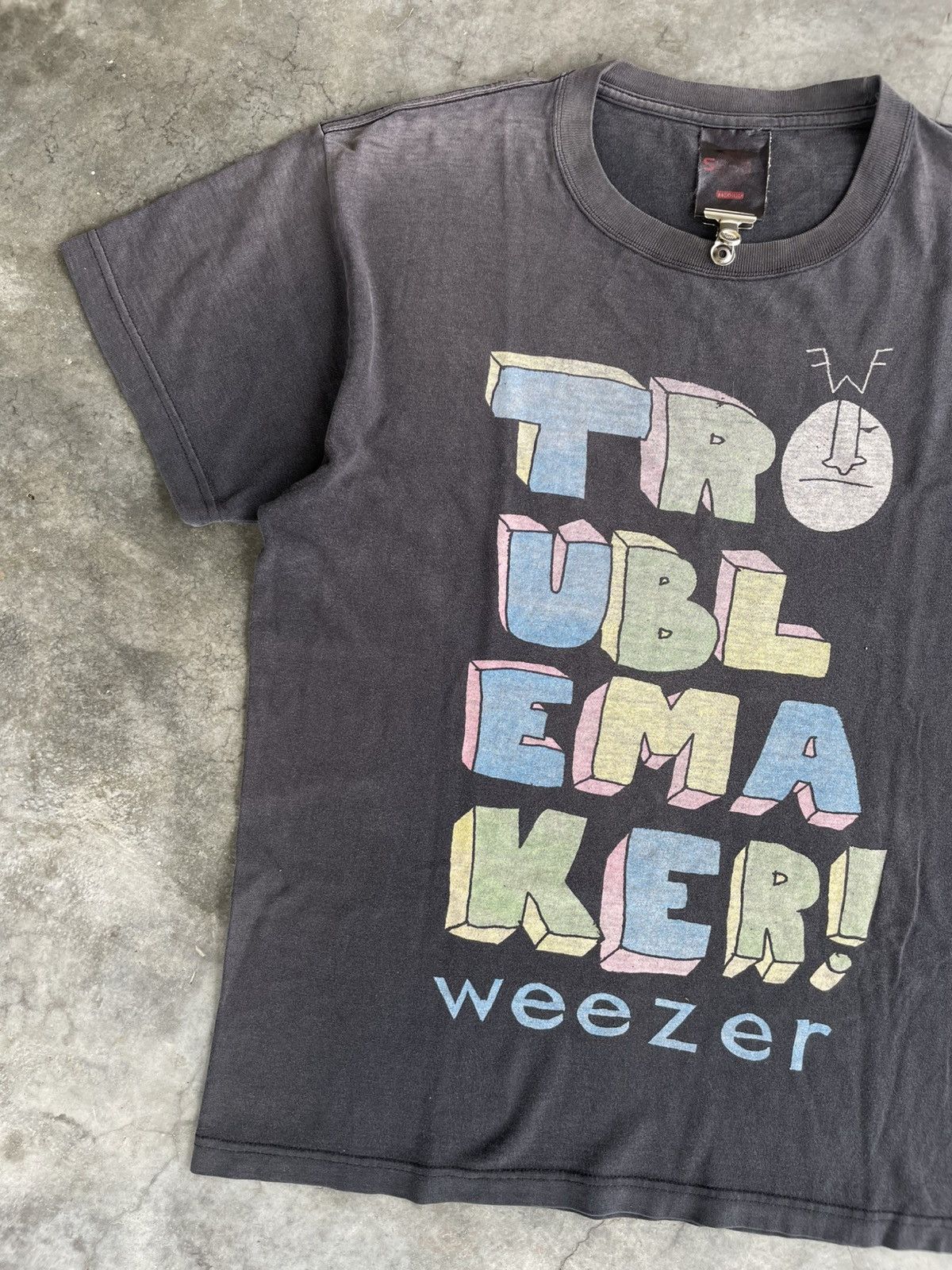 Band Tees Weezer Troublemaker Tour 2008 Naturally Faded Size US M / EU 48-50 / 2 - 2 Thumbnail