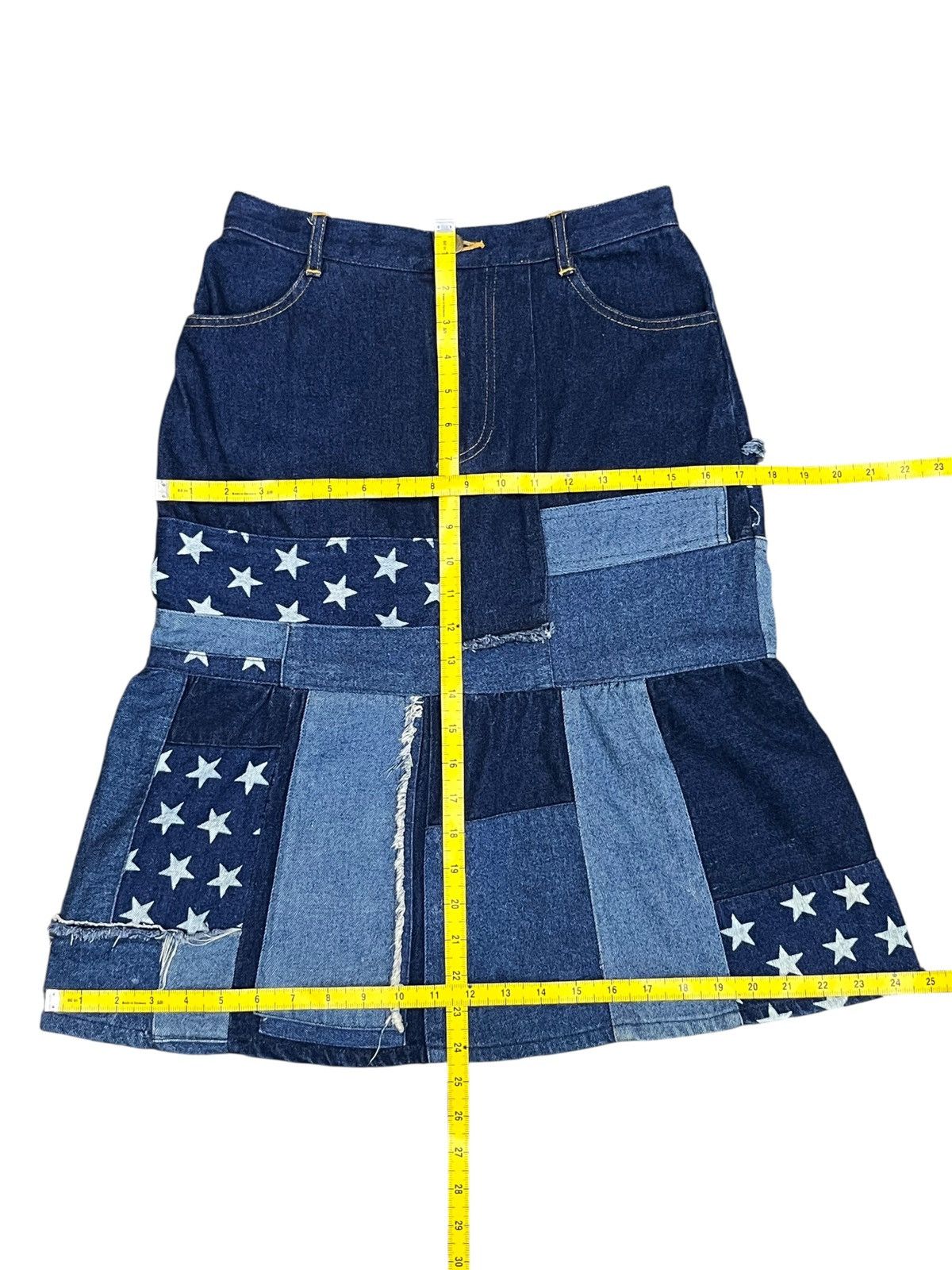 Hypebeast Japan Patchwork Star Denim Skirt W26 L24.5 Rare Size 26" / US 2 / IT 38 - 9 Thumbnail
