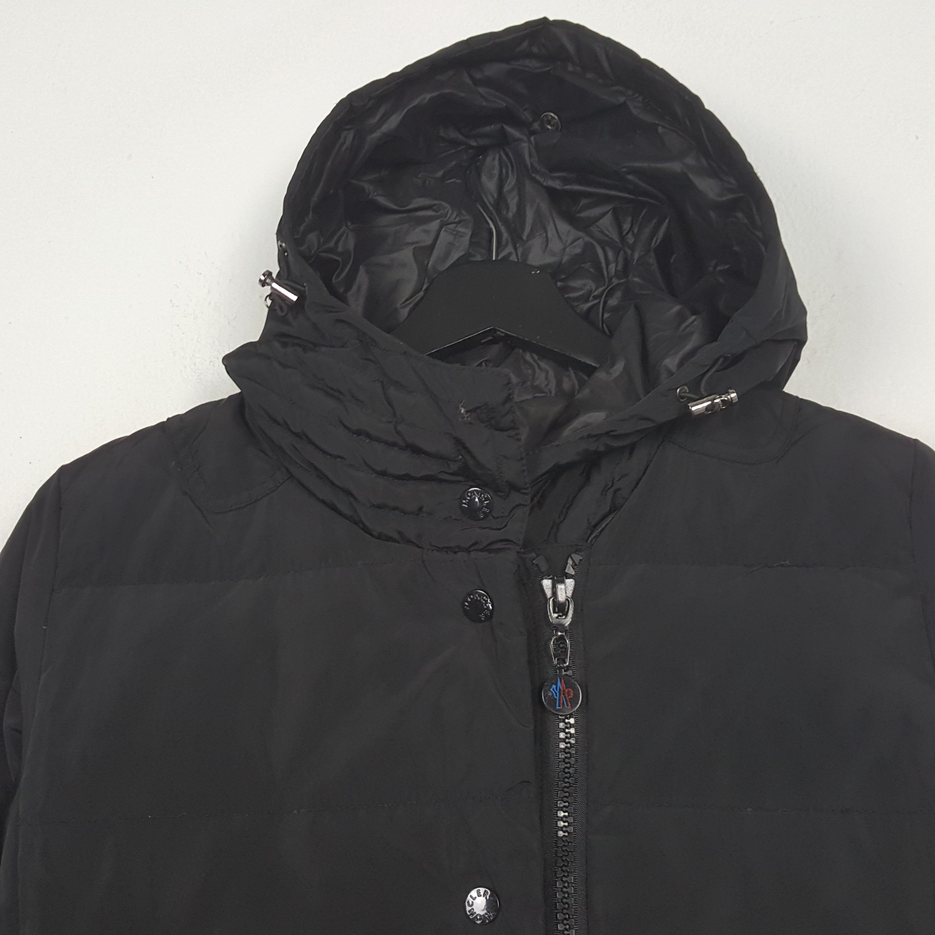 Vintage Moncler Puffer Jacket With Hoodie RR1 Size US S / EU 44-46 / 1 - 2 Thumbnail