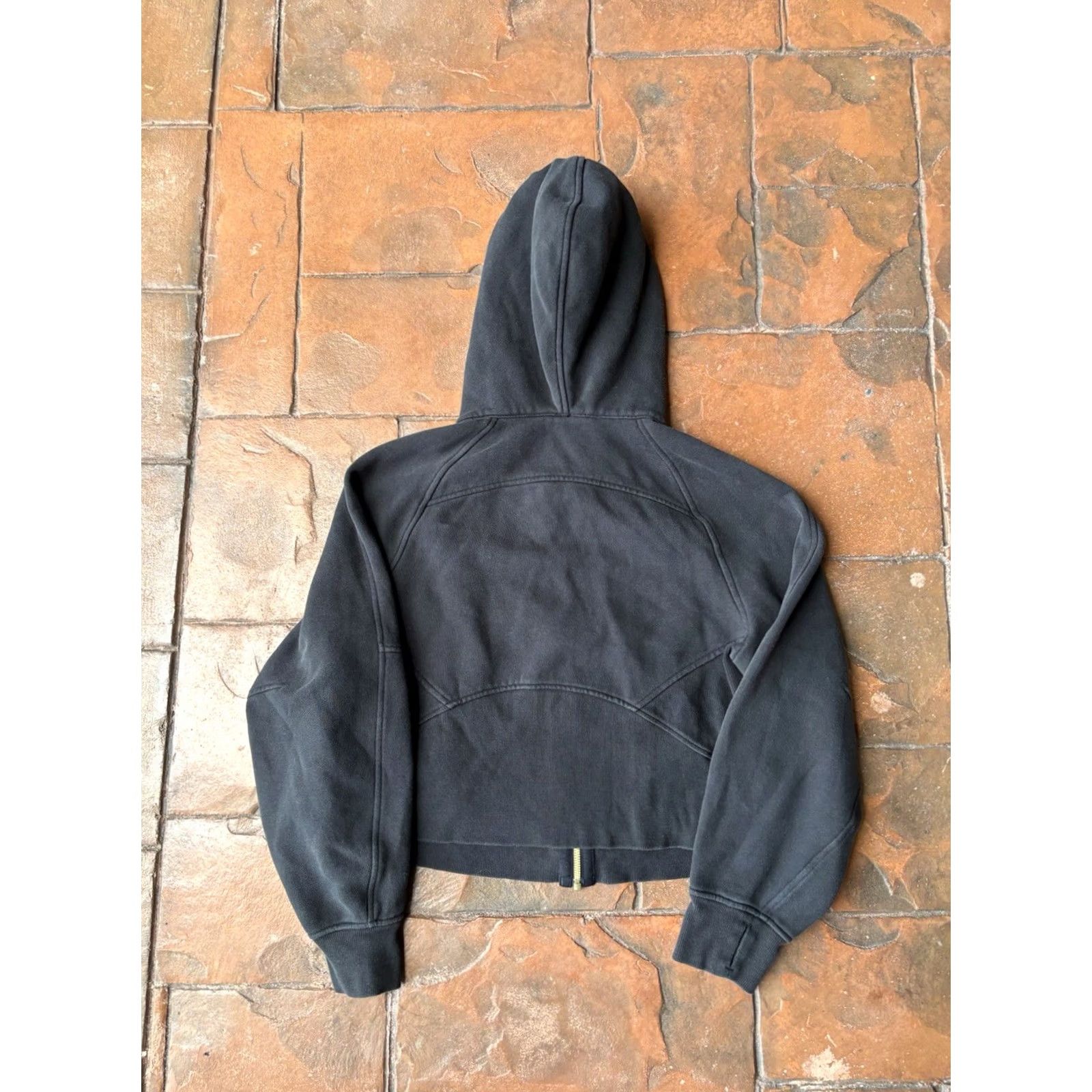 Lululemon Lululemon Lunar New Year Gold Stitch Mockneck Hoodie Black Zip Up Women’s XS/S Size XS / US 0-2 / IT 36-38 - 2 Thumbnail