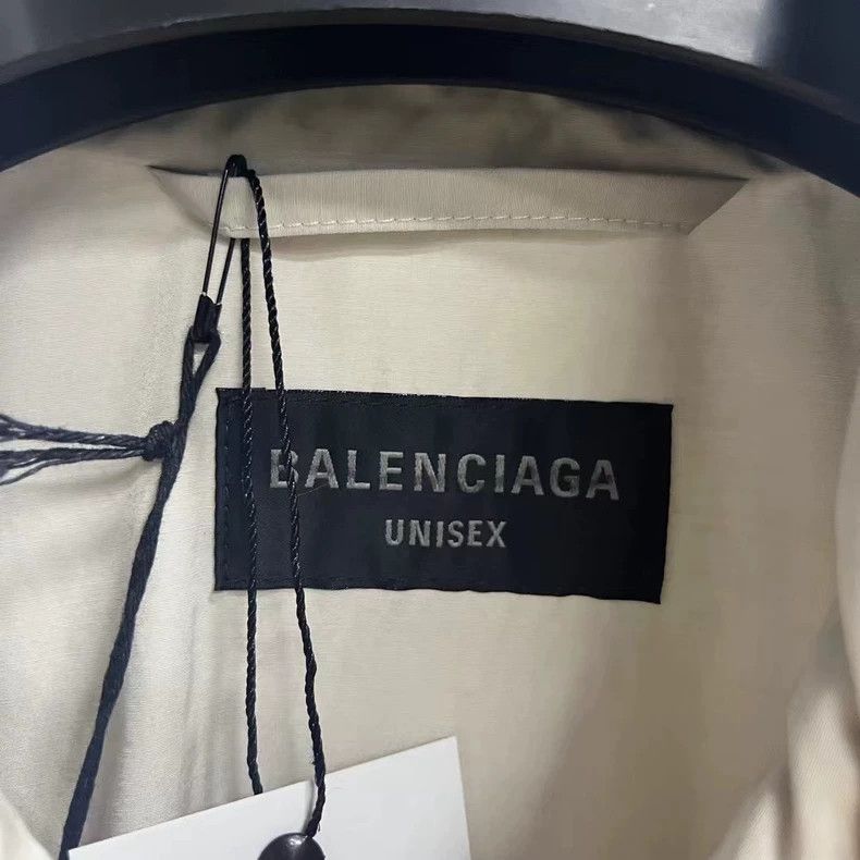 Balenciaga Balenciaga Beige Solid Lapel Zip Jacket 2501-Nextarrow Size US M / EU 48-50 / 2 - 5 Thumbnail