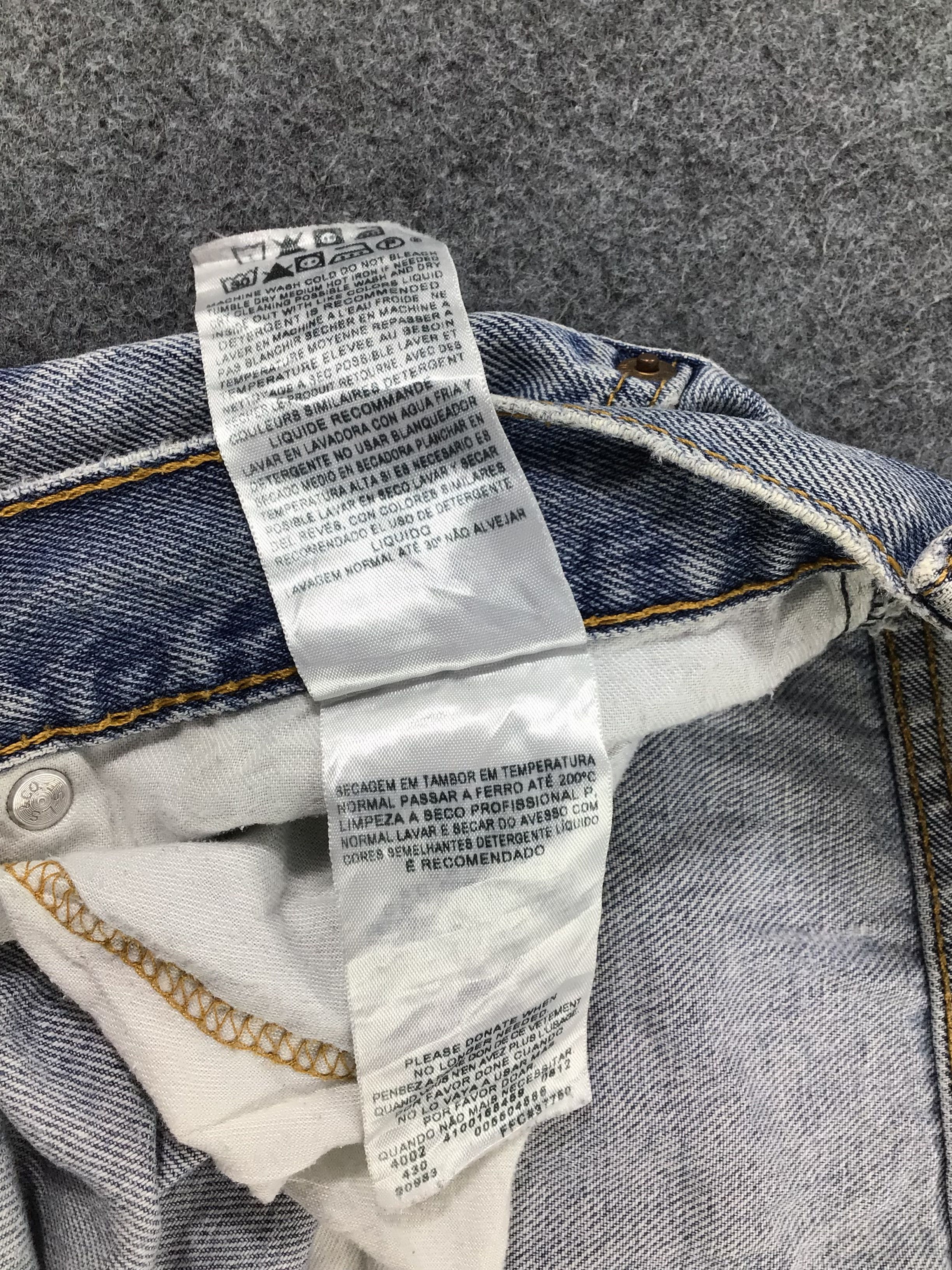 Levi's Vintage Levis 550 Jeans Distressed-J811 Size US 39 - 11 Thumbnail