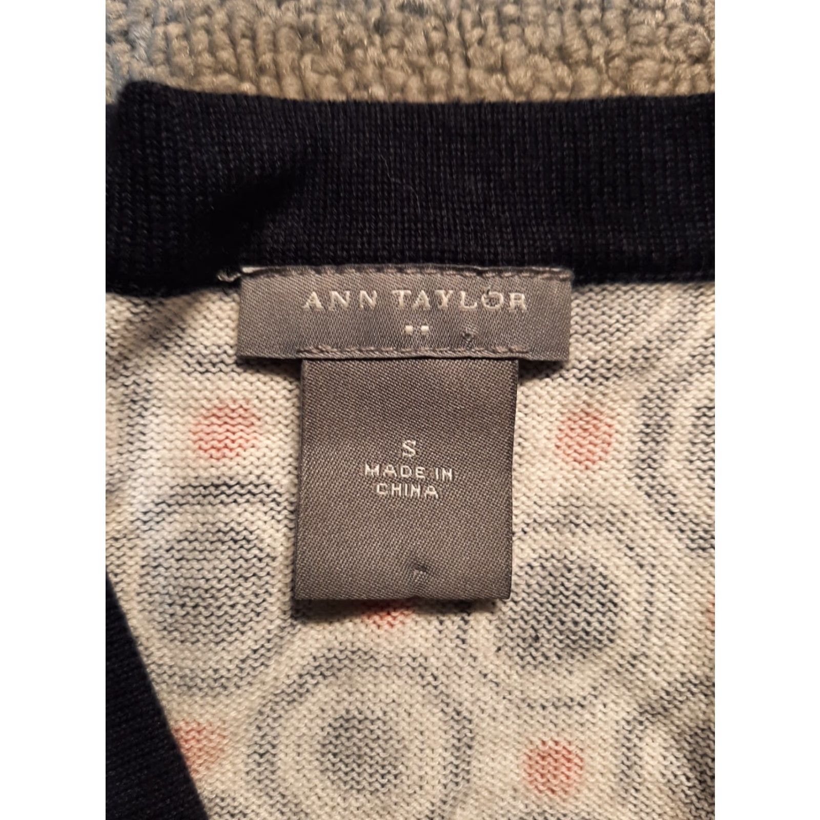 Ann Taylor Ann Taylor Sweater Cardigan Women Small S Blue White Button Up Long Sleeve Size S / US 4 / IT 40 - 3 Thumbnail