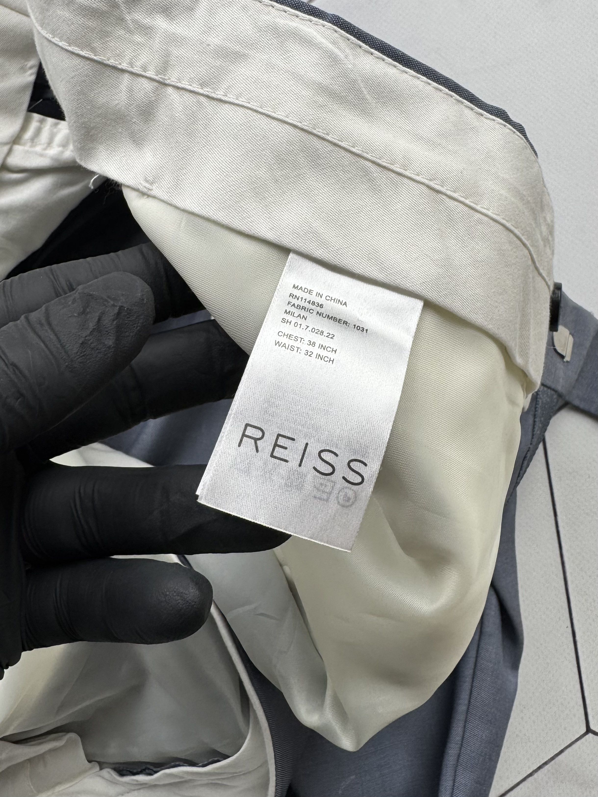 Reiss Reiss Wool Suit + Vest (B249) Size 38R - 13 Thumbnail