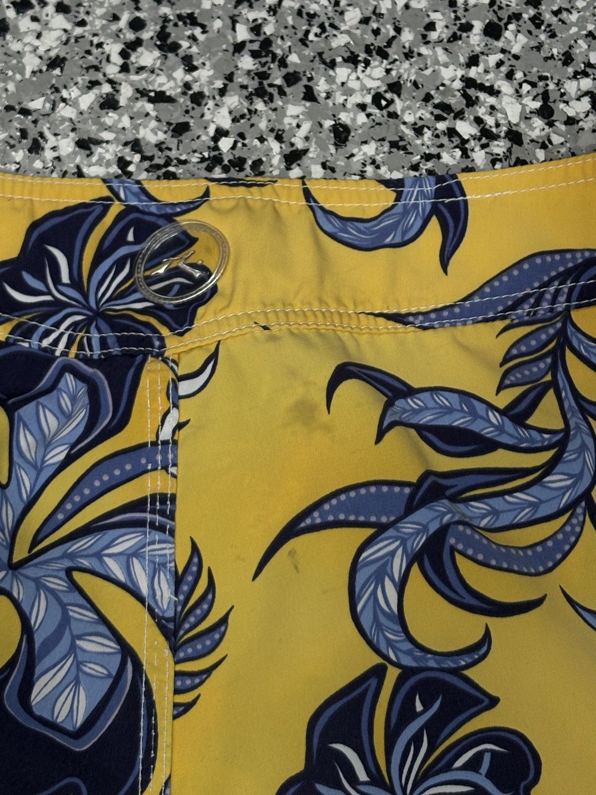 Rusty Vintage Rusty Hawaiian Floral Baggy Board Shorts Size 32 Size US 32 / EU 48 - 7 Thumbnail