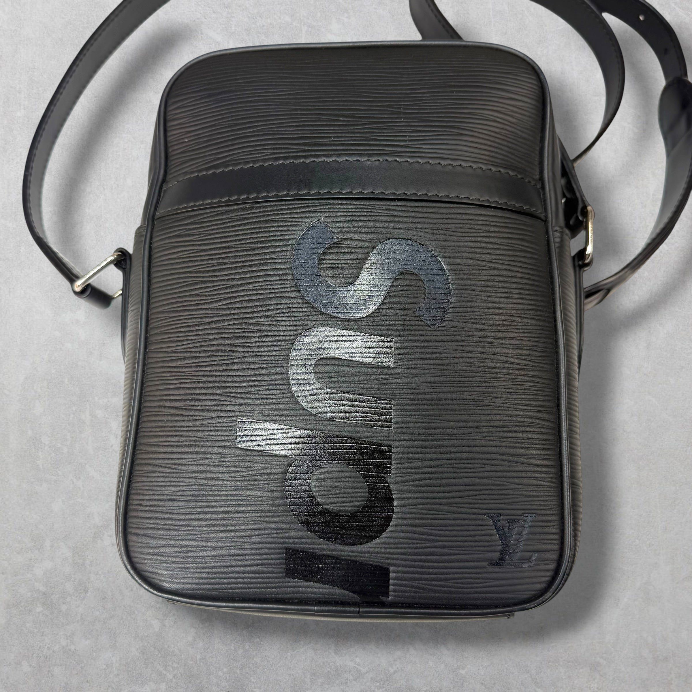 Louis Vuitton Louis Vuitton x Supreme Black Danube Epi PM Size ONE SIZE - 2 Thumbnail