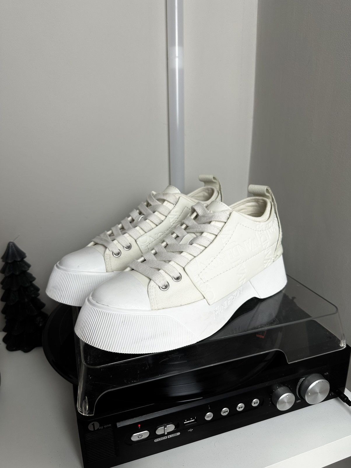 JW Anderson J.W. Anderson leather and canvas low top sneakers Size 39 Size US 9 / IT 39 - 2 Thumbnail