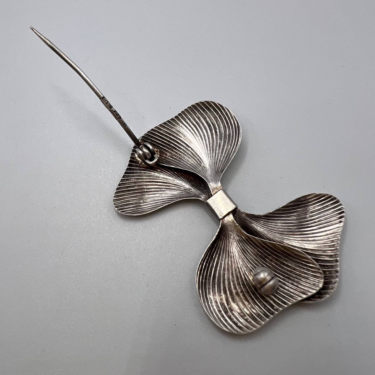 Sterling Silver 1989 Vintage Women's USSR Silver 916 Brooch Bow Badge Signed Size ONE SIZE - 6 Thumbnail