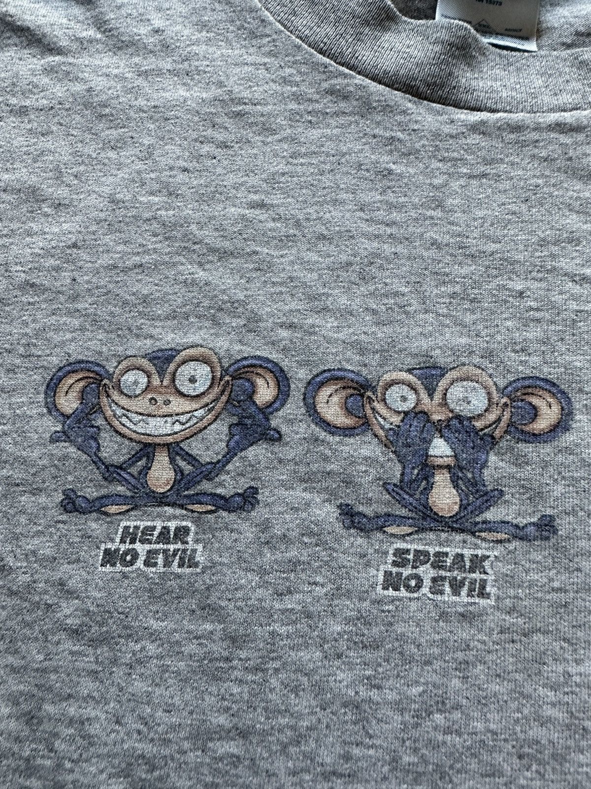 Japanese Brand Vintage Y2K Monkey Hear No Evil Funny Graphic Tee Size US XXL / EU 58 / 5 - 4 Thumbnail